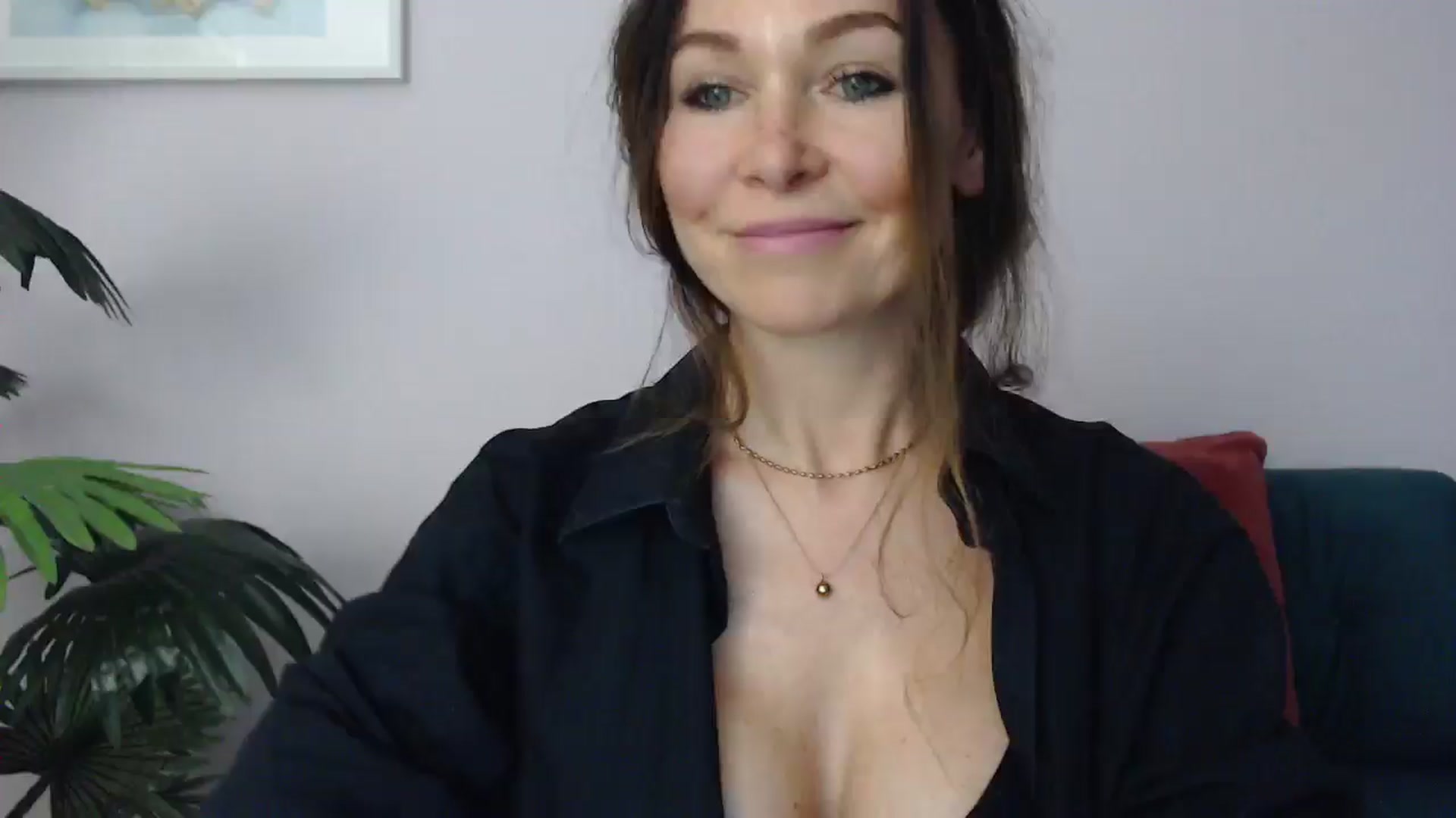 Gallery image thumbnail from Delilah_sweet's myfreecams stream on, 05/06/2025, 16:23 image 19 of 20