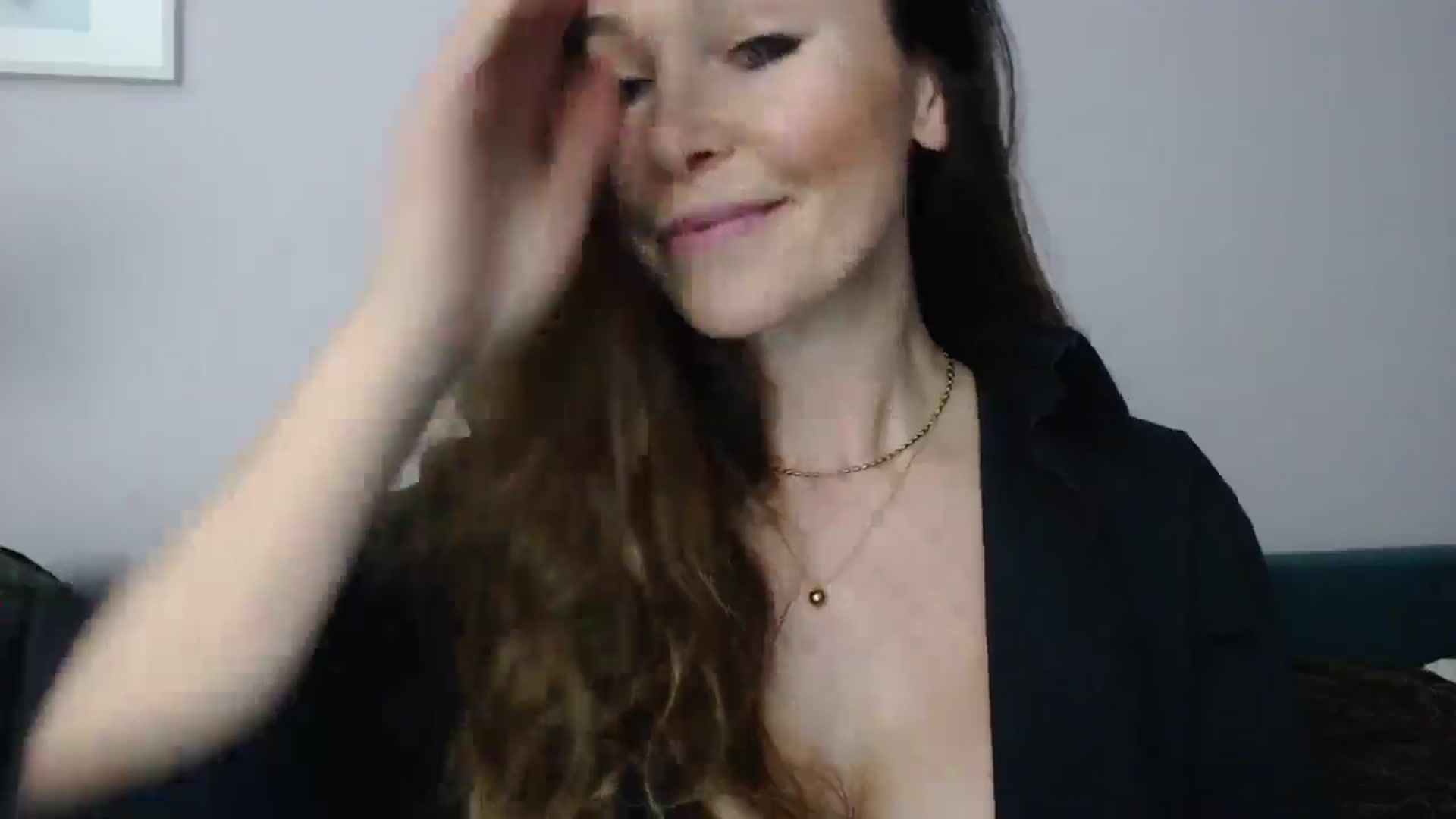 Gallery image thumbnail from Delilah_sweet's myfreecams stream on, 05/06/2025, 17:10 image 12 of 20