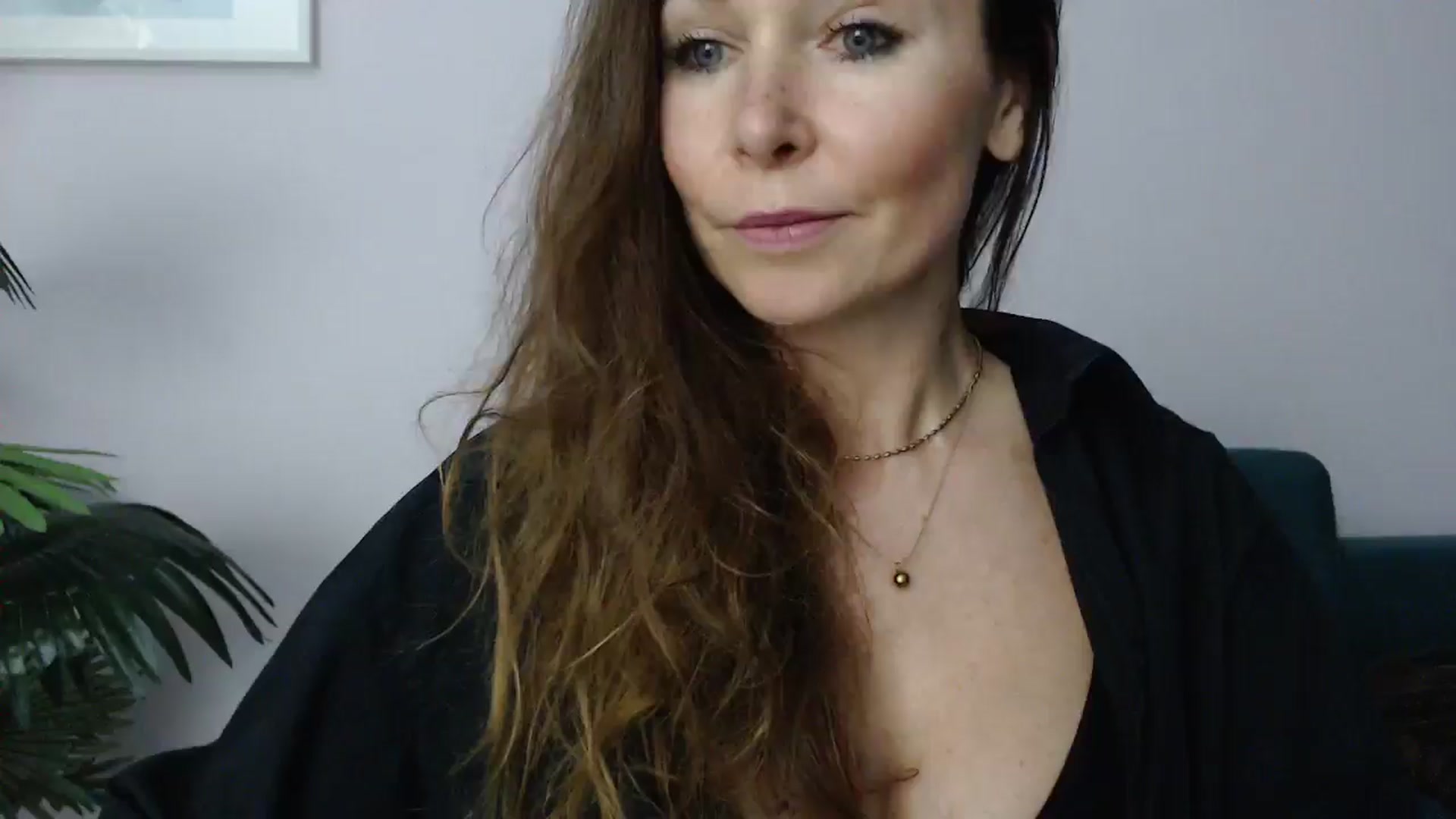 Gallery image thumbnail from Delilah_sweet's myfreecams stream on, 05/06/2025, 19:10 image 4 of 20