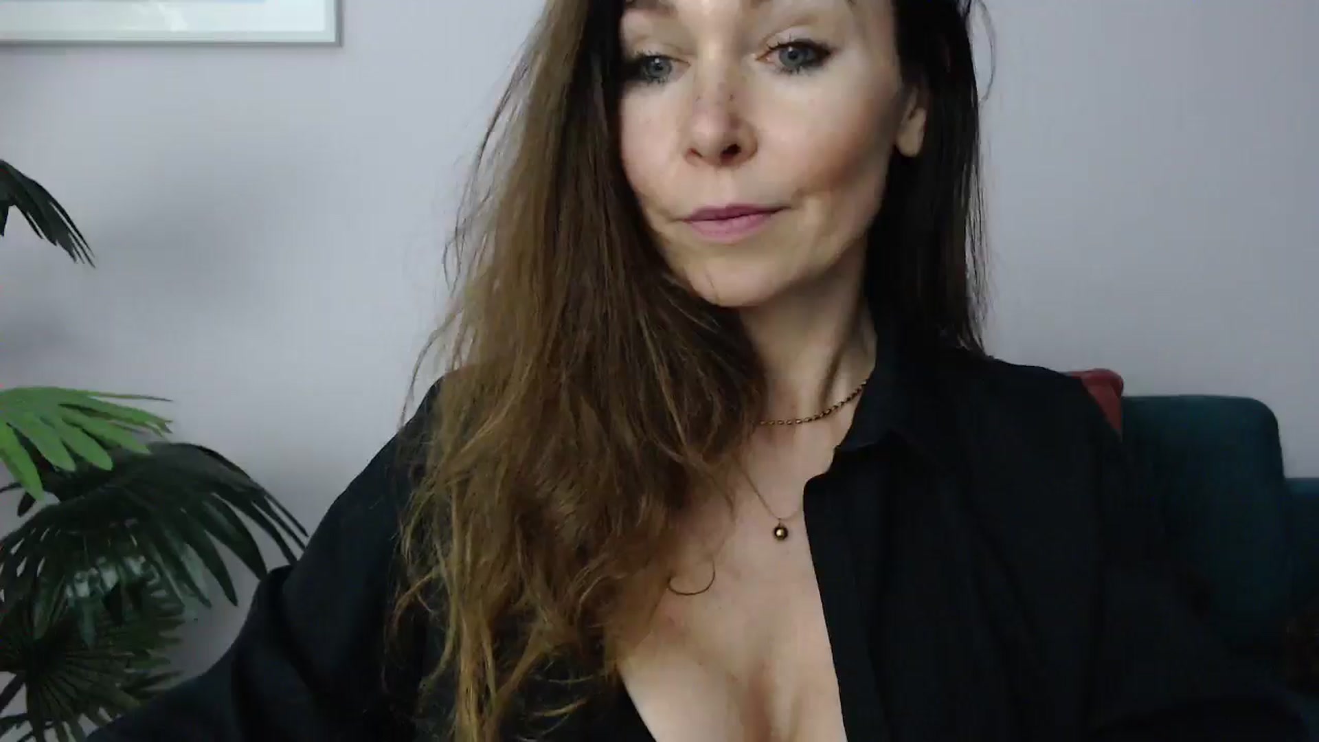 Gallery image thumbnail from Delilah_sweet's myfreecams stream on, 05/06/2025, 19:10 image 18 of 20