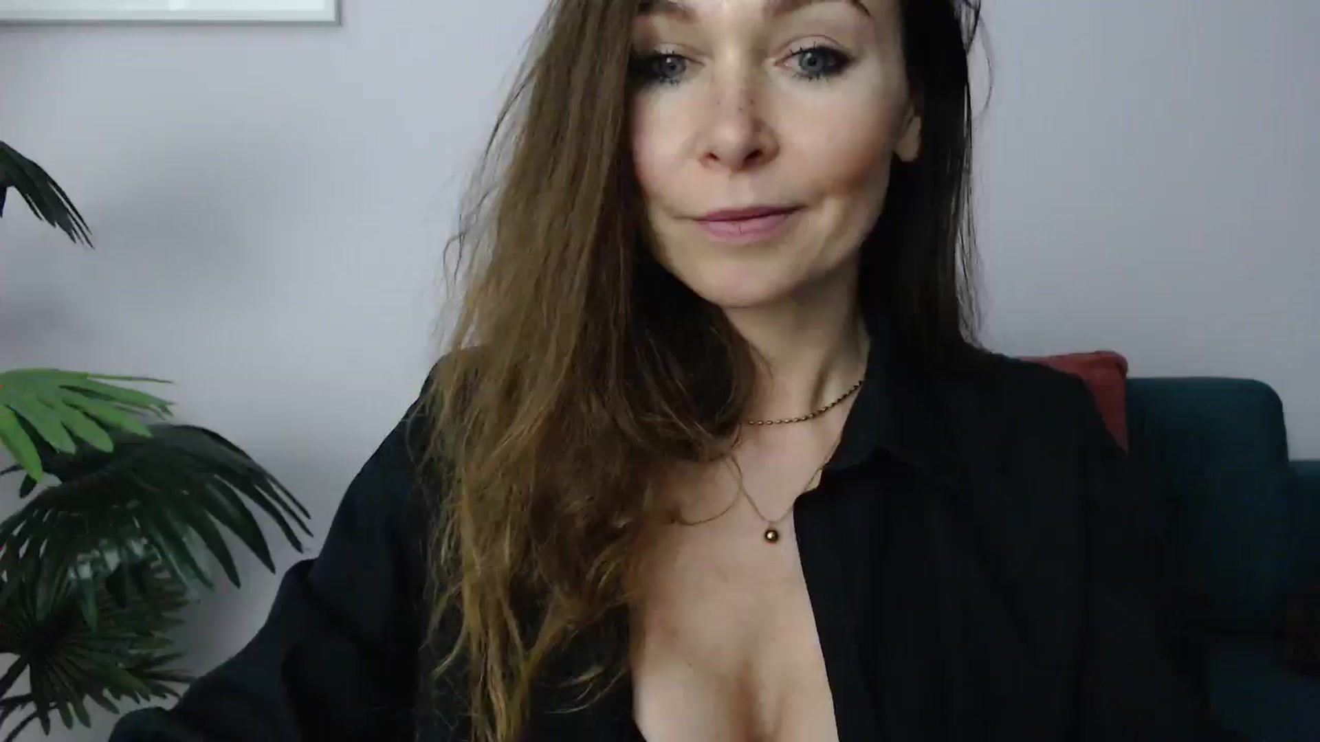 Gallery image thumbnail from Delilah_sweet's myfreecams stream on, 05/06/2025, 19:10 image 20 of 20