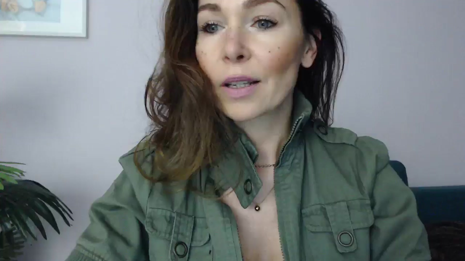 Gallery image thumbnail from Delilah_sweet's myfreecams stream on, 05/07/2025, 16:20 image 2 of 20