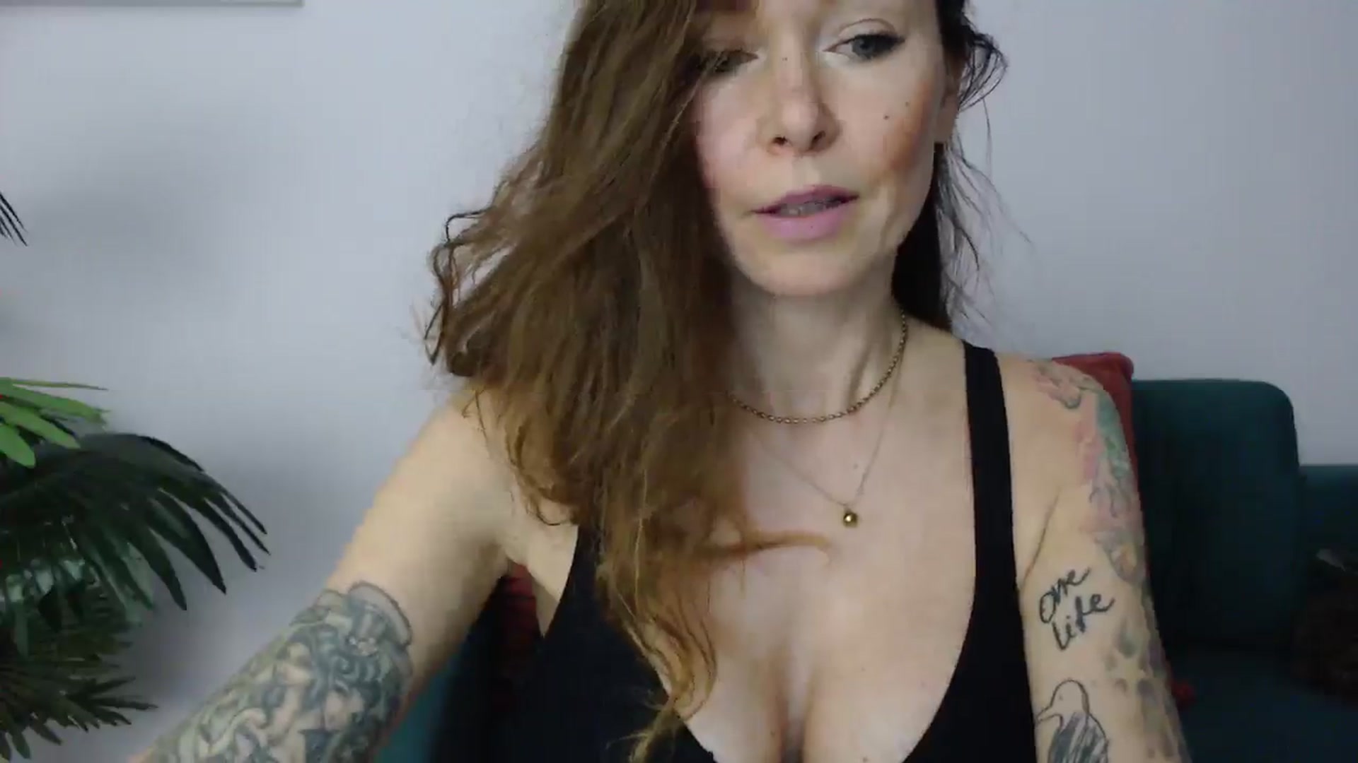 Gallery image thumbnail from Delilah_sweet's myfreecams stream on, 05/07/2025, 16:20 image 20 of 20