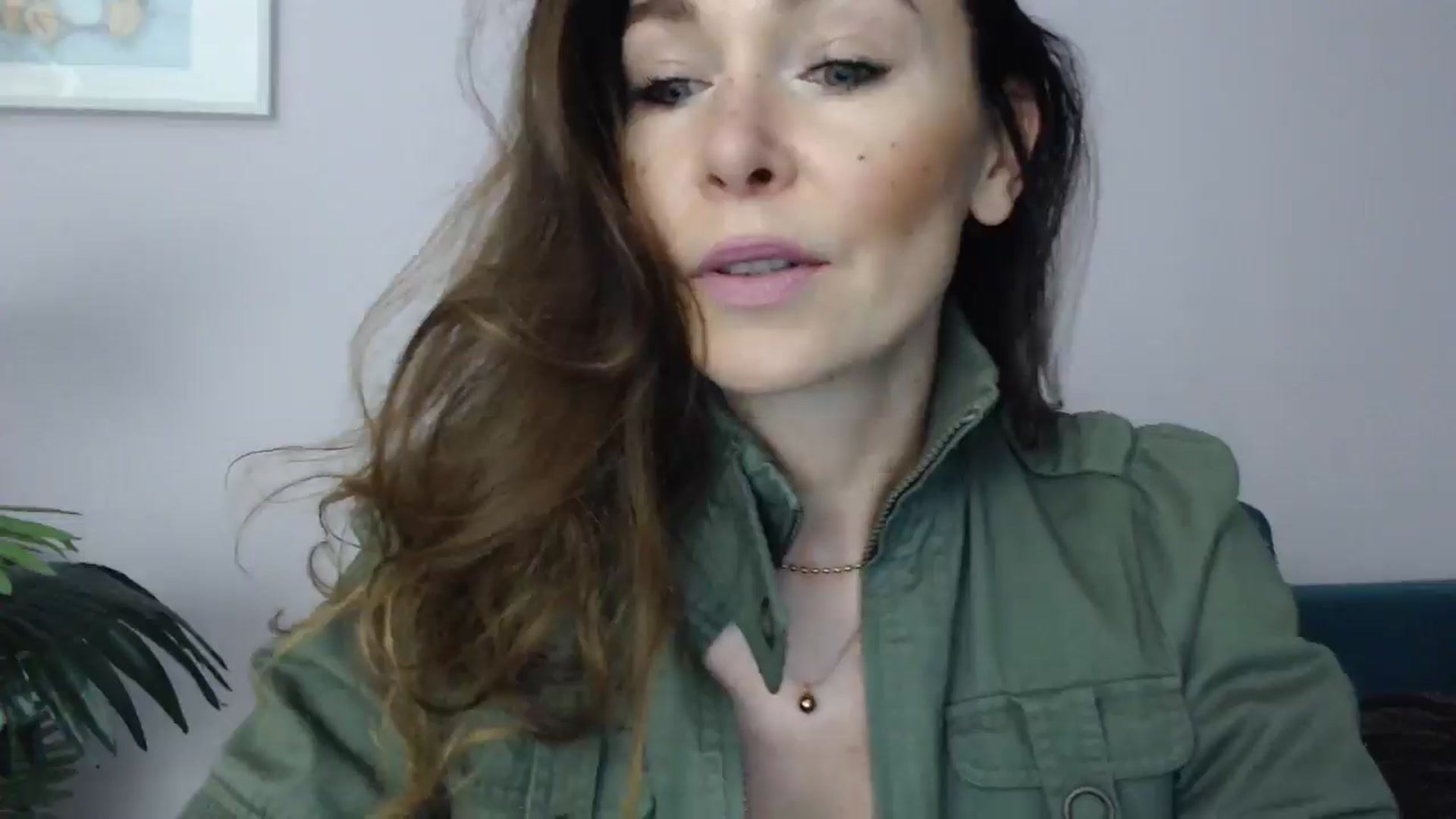Gallery image thumbnail from Delilah_sweet's myfreecams stream on, 05/07/2025, 16:20 image 3 of 20