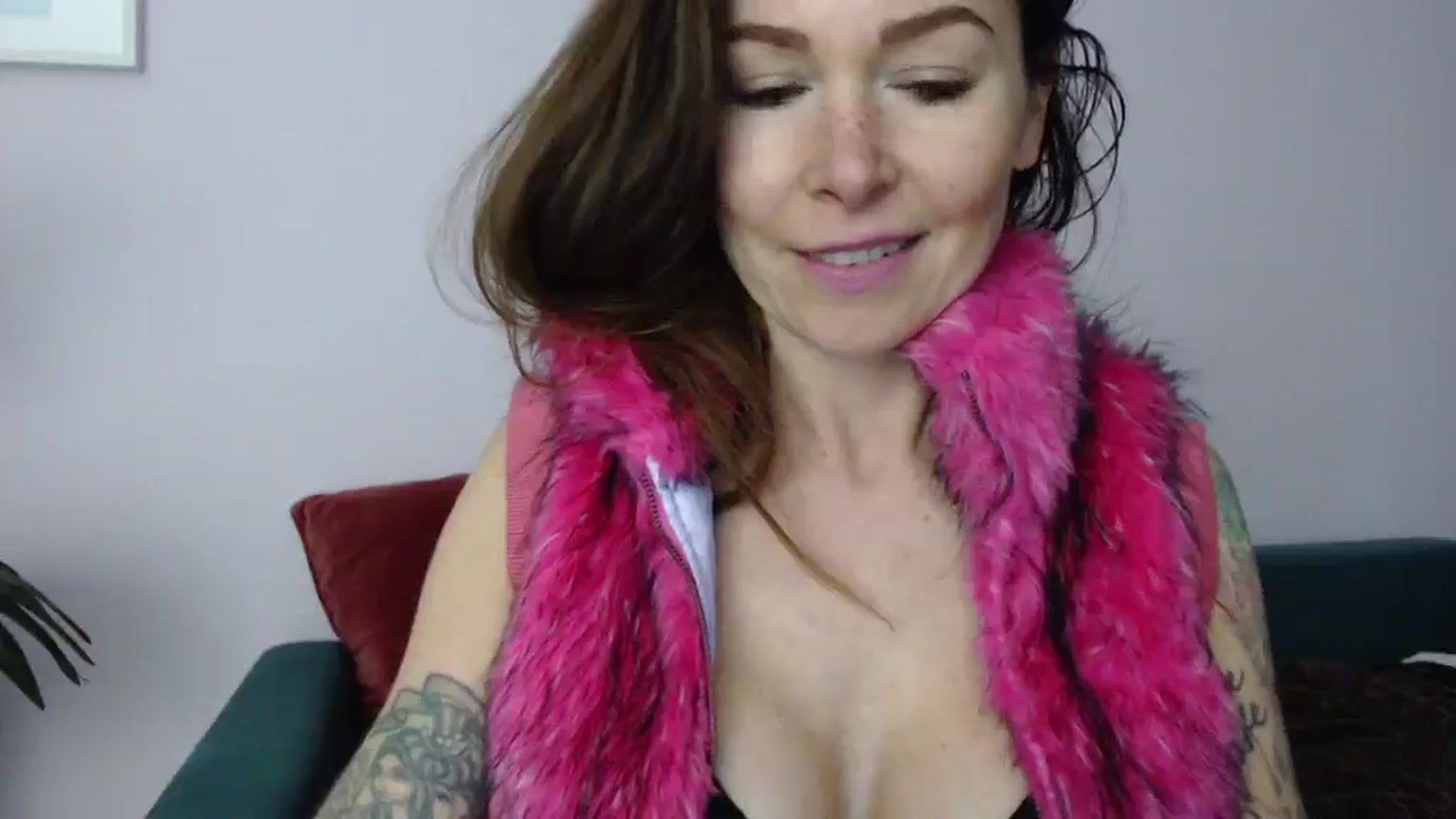 Gallery image thumbnail from Delilah_sweet's myfreecams stream on, 05/08/2025, 16:36 image 7 of 20