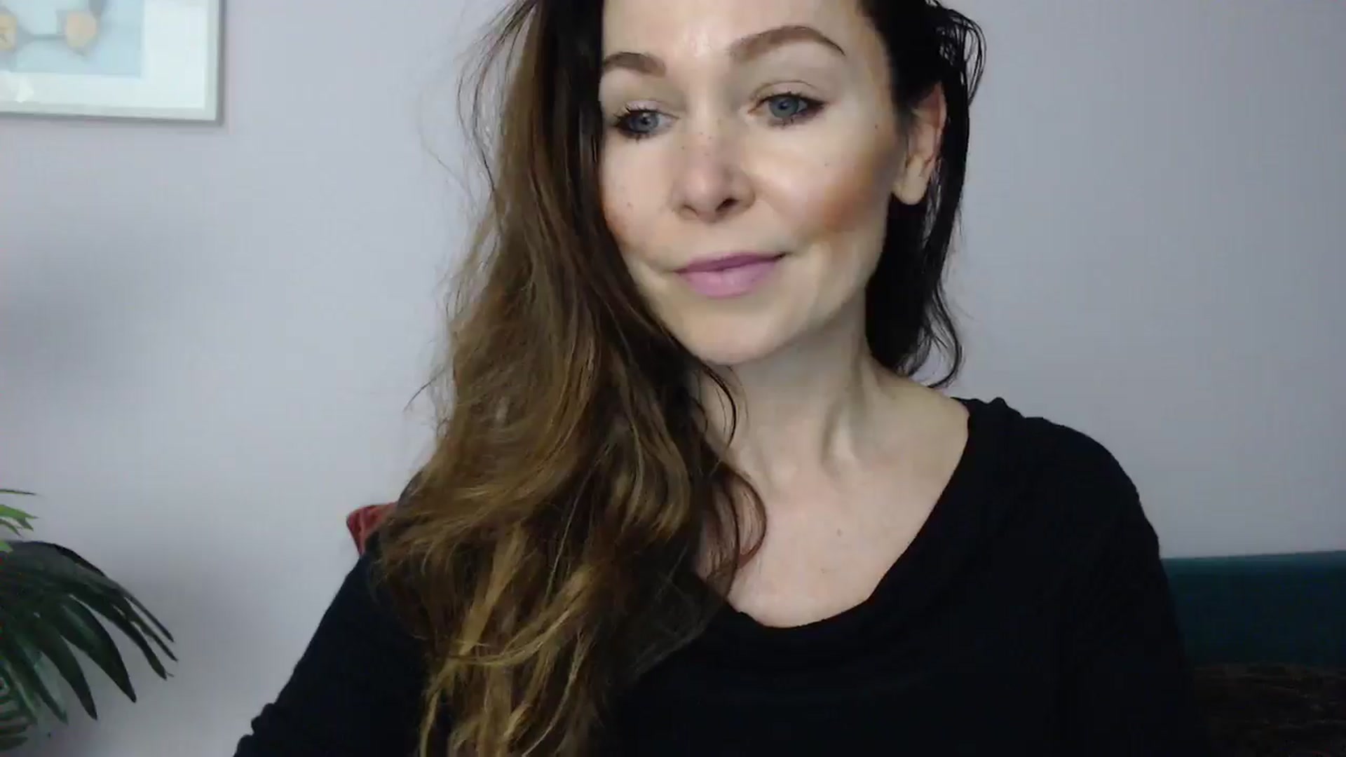 Gallery image thumbnail from Delilah_sweet's myfreecams stream on, 05/12/2025, 15:20 image 14 of 20