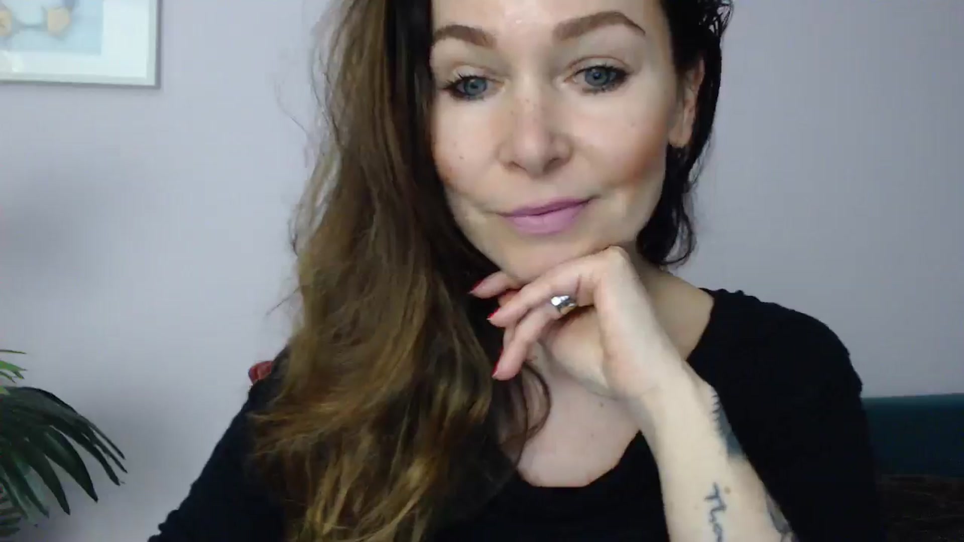 Gallery image thumbnail from Delilah_sweet's myfreecams stream on, 05/12/2025, 15:20 image 12 of 20