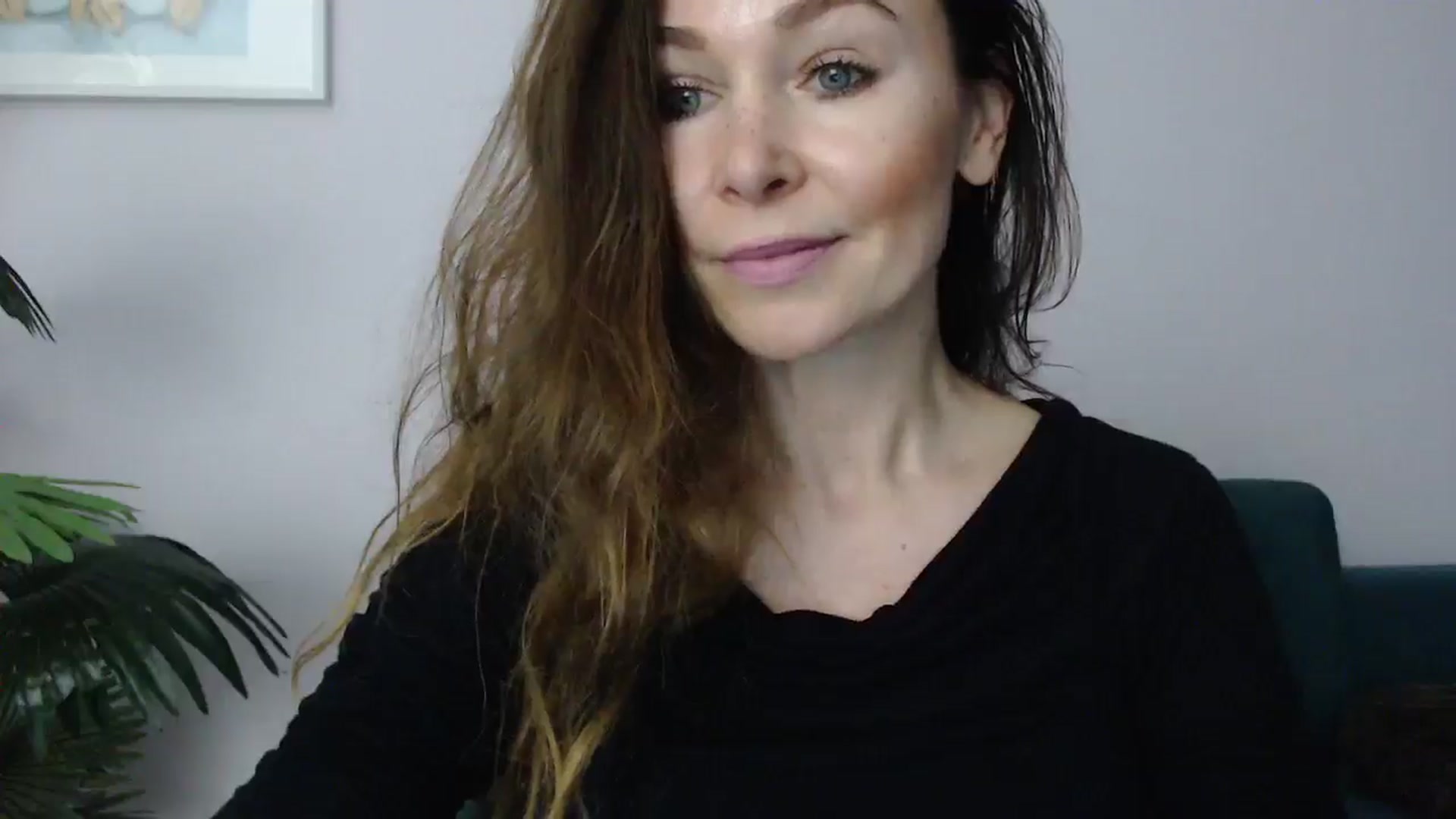 Gallery image thumbnail from Delilah_sweet's myfreecams stream on, 05/12/2025, 16:31 image 3 of 20