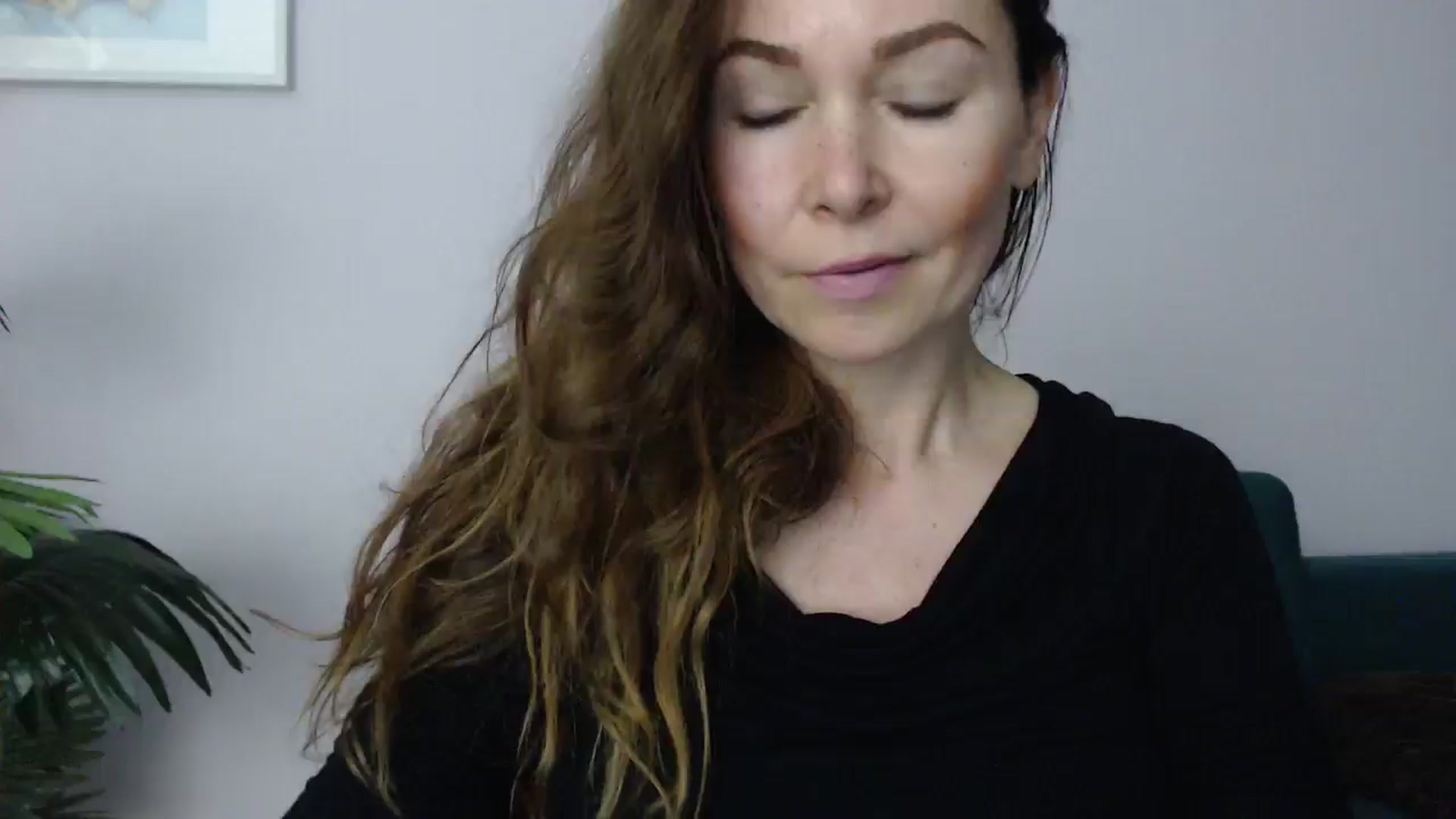 Gallery image thumbnail from Delilah_sweet's myfreecams stream on, 05/12/2025, 16:31 image 17 of 20