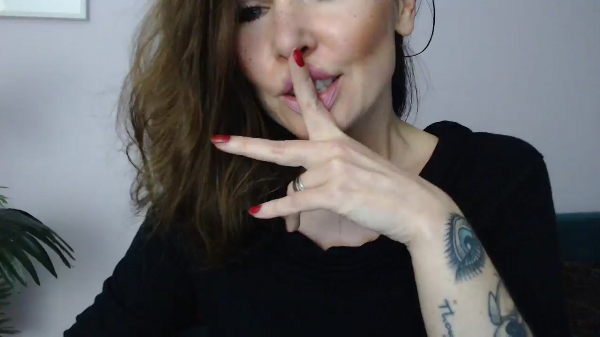 Gallery image thumbnail from Delilah_sweet's myfreecams stream on, 05/12/2025, 17:11 image 3 of 20