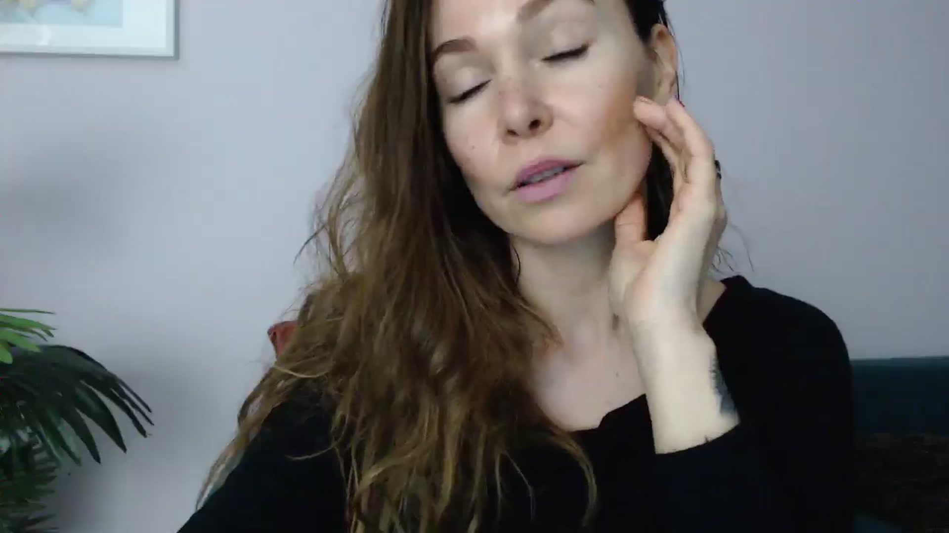 Gallery image thumbnail from Delilah_sweet's myfreecams stream on, 05/12/2025, 18:16 image 7 of 20