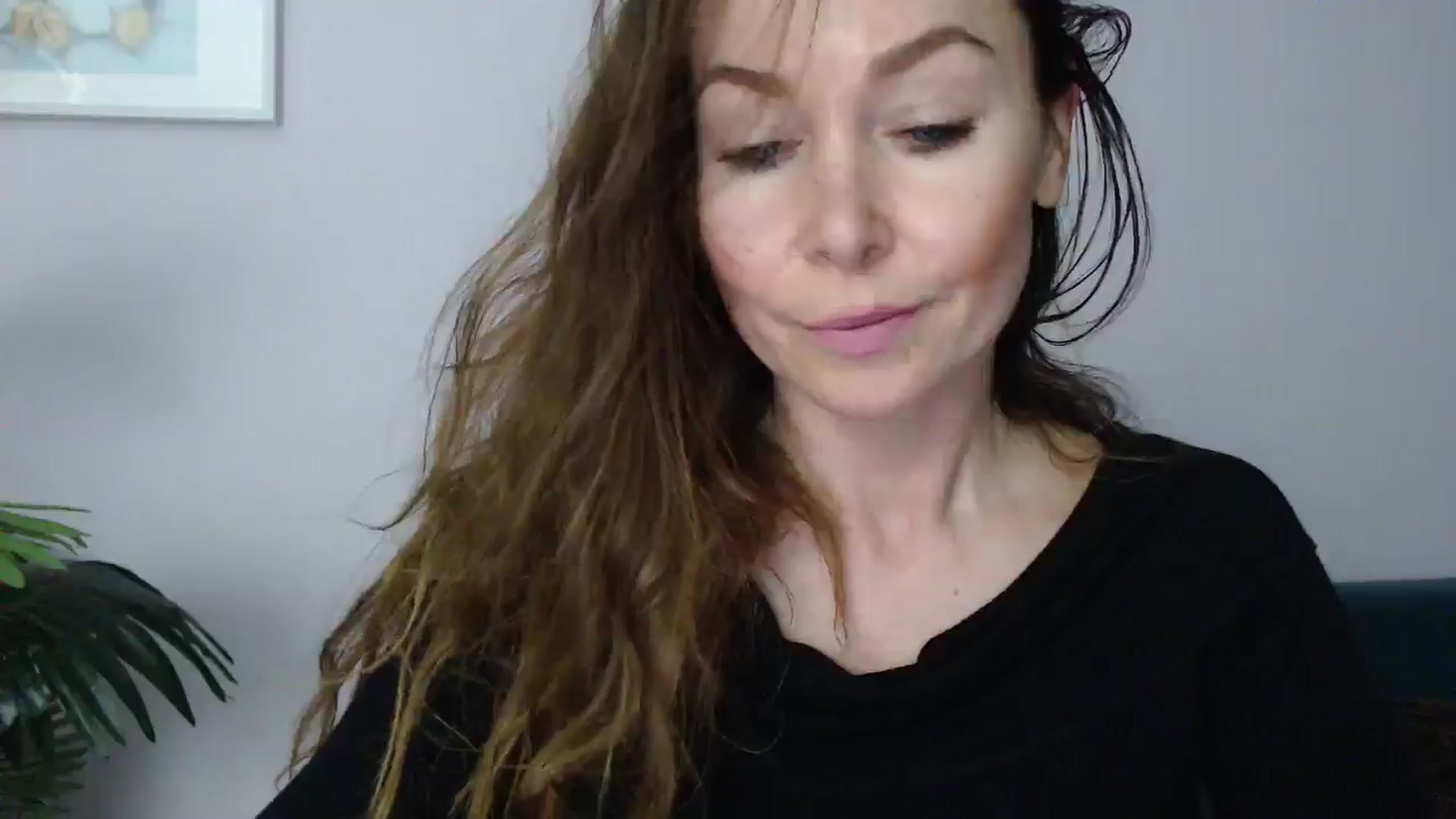 Gallery image thumbnail from Delilah_sweet's myfreecams stream on, 05/12/2025, 18:16 image 4 of 20