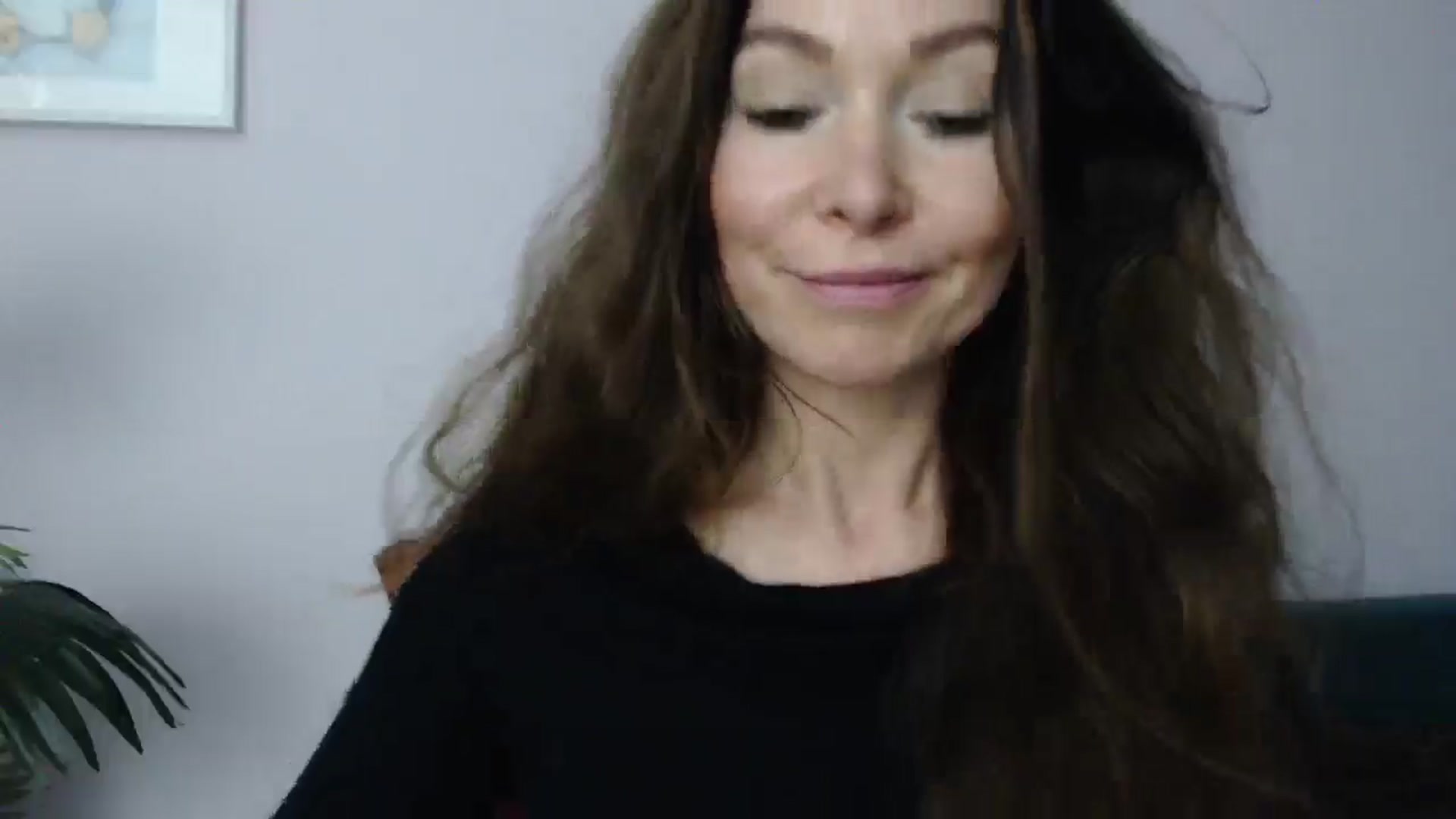 Gallery image thumbnail from Delilah_sweet's myfreecams stream on, 05/13/2025, 17:24 image 15 of 20