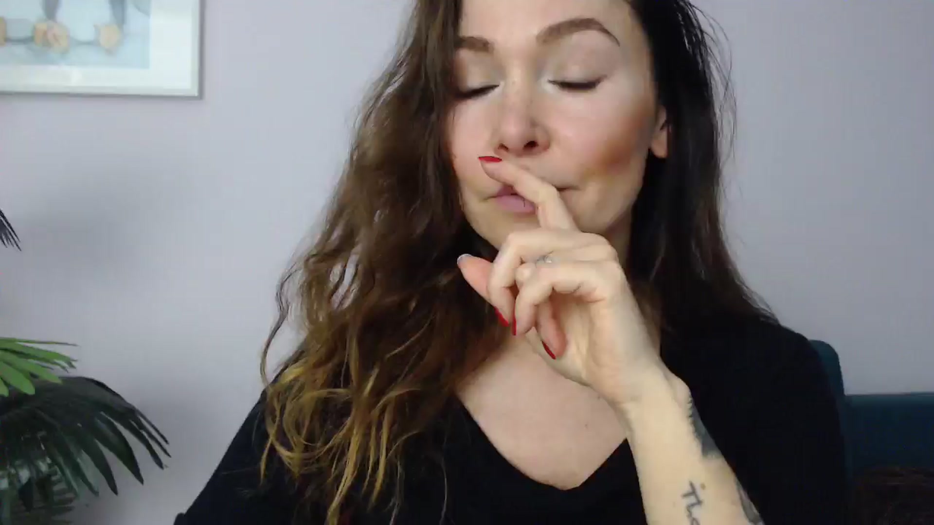 Gallery image thumbnail from Delilah_sweet's myfreecams stream on, 05/14/2025, 16:07 image 9 of 20