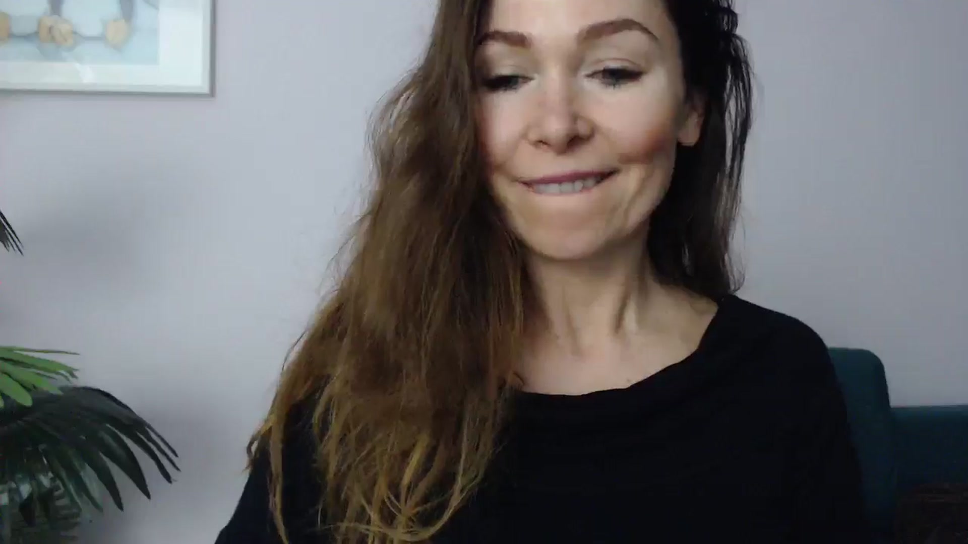 Gallery image thumbnail from Delilah_sweet's myfreecams stream on, 05/14/2025, 18:01 image 19 of 20