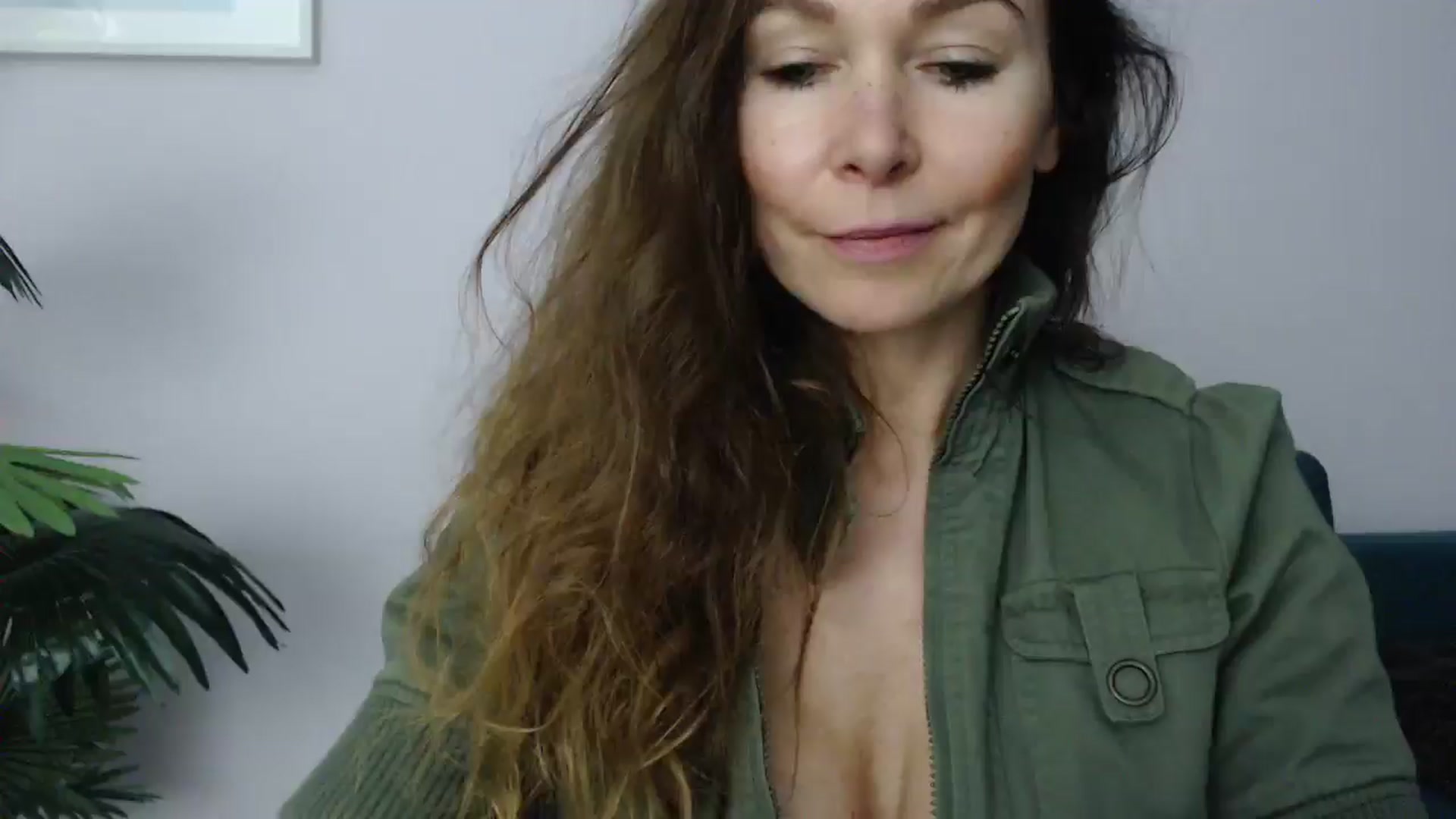 Gallery image thumbnail from Delilah_sweet's myfreecams stream on, 05/15/2025, 16:34 image 5 of 20