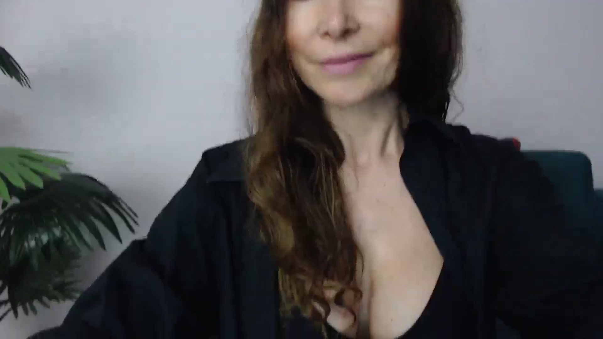 Gallery image thumbnail from Delilah_sweet's myfreecams stream on, 05/19/2025, 15:43 image 4 of 20