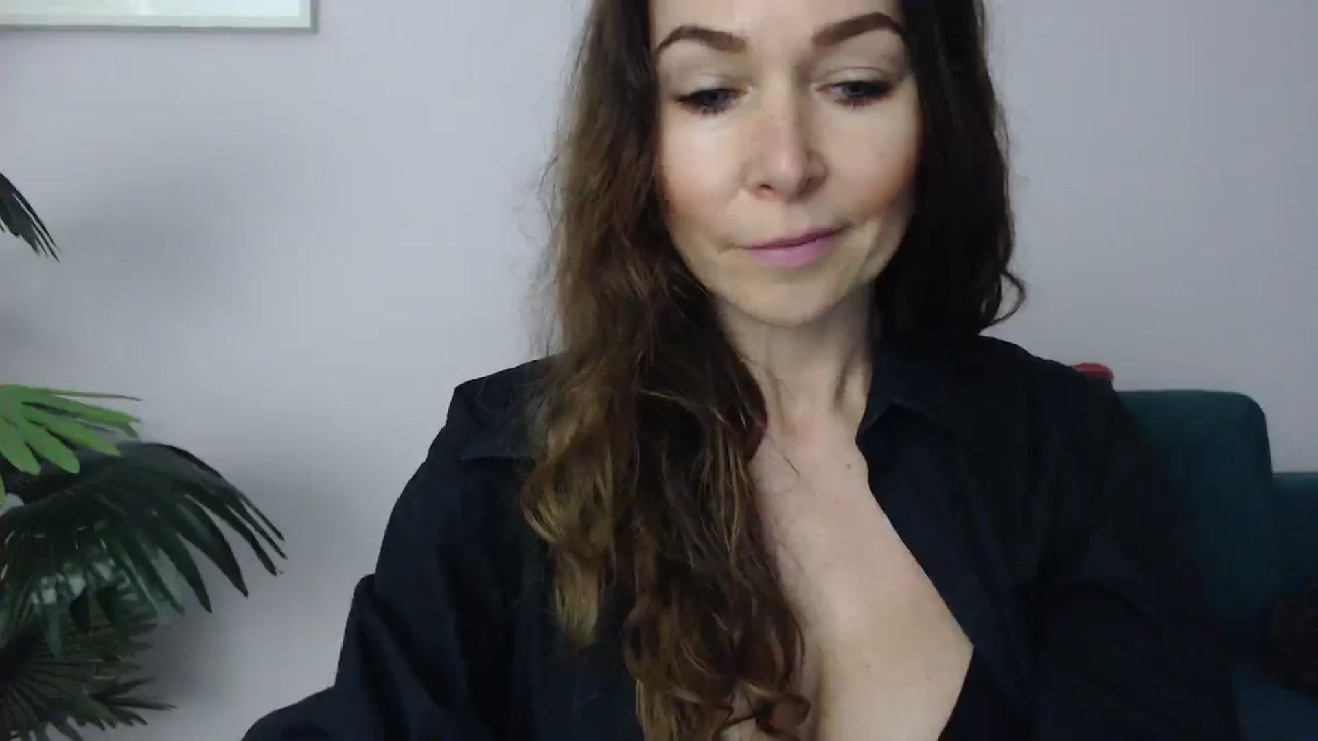 Gallery image thumbnail from Delilah_sweet's myfreecams stream on, 05/19/2025, 15:43 image 12 of 20