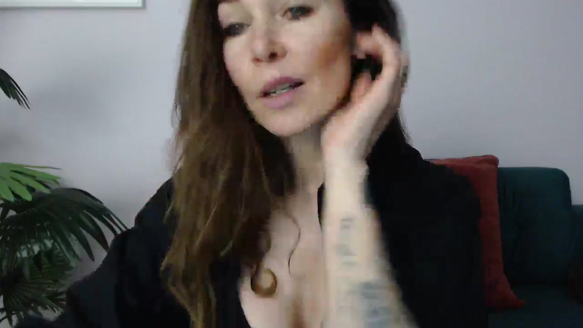 Gallery image thumbnail from Delilah_sweet's myfreecams stream on, 05/19/2025, 16:42 image 18 of 20