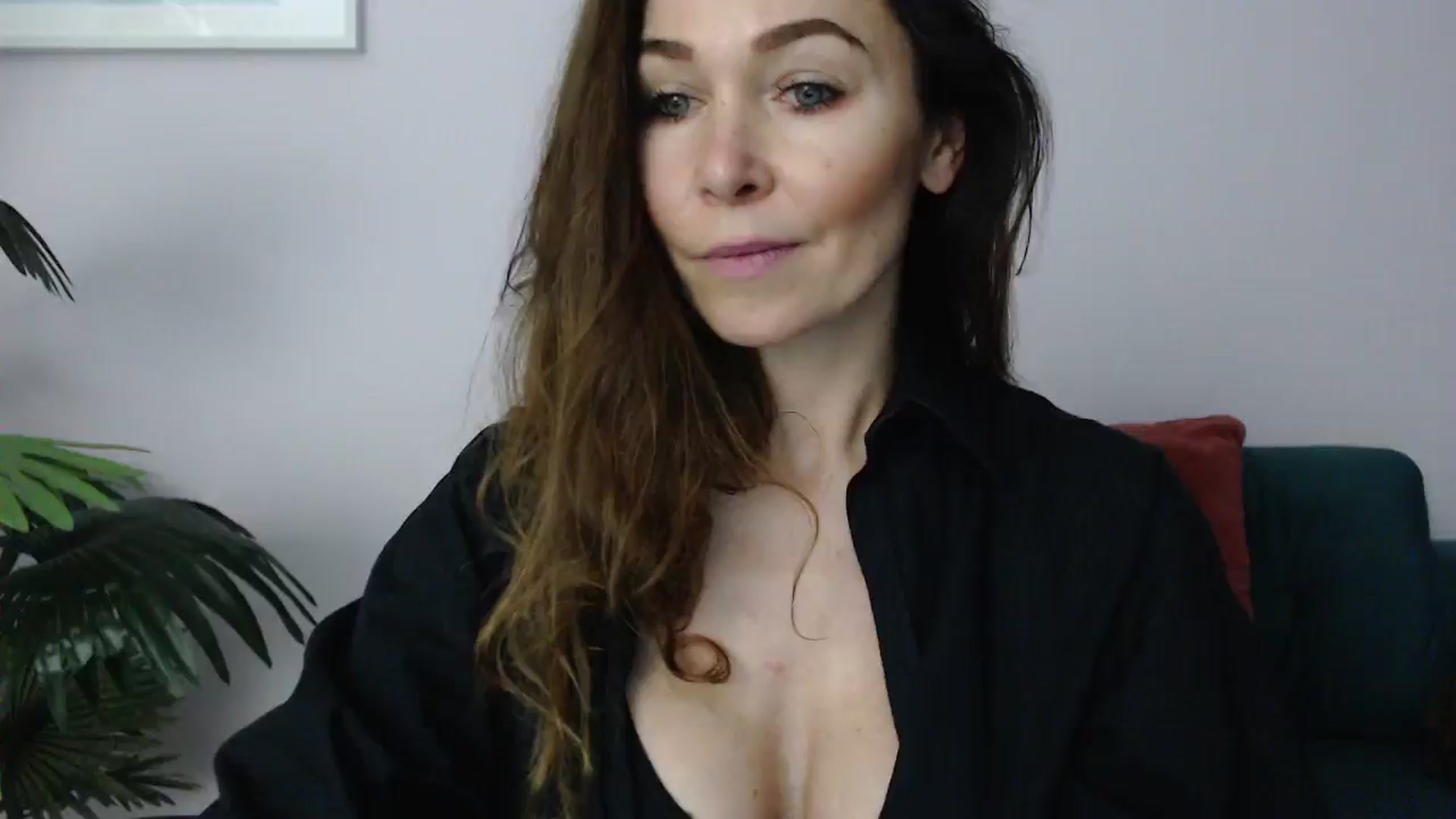 Gallery image thumbnail from Delilah_sweet's myfreecams stream on, 05/19/2025, 16:42 image 17 of 20
