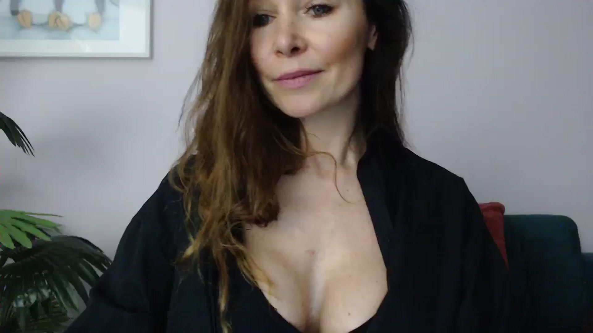 Gallery image thumbnail from Delilah_sweet's myfreecams stream on, 05/19/2025, 16:42 image 12 of 20