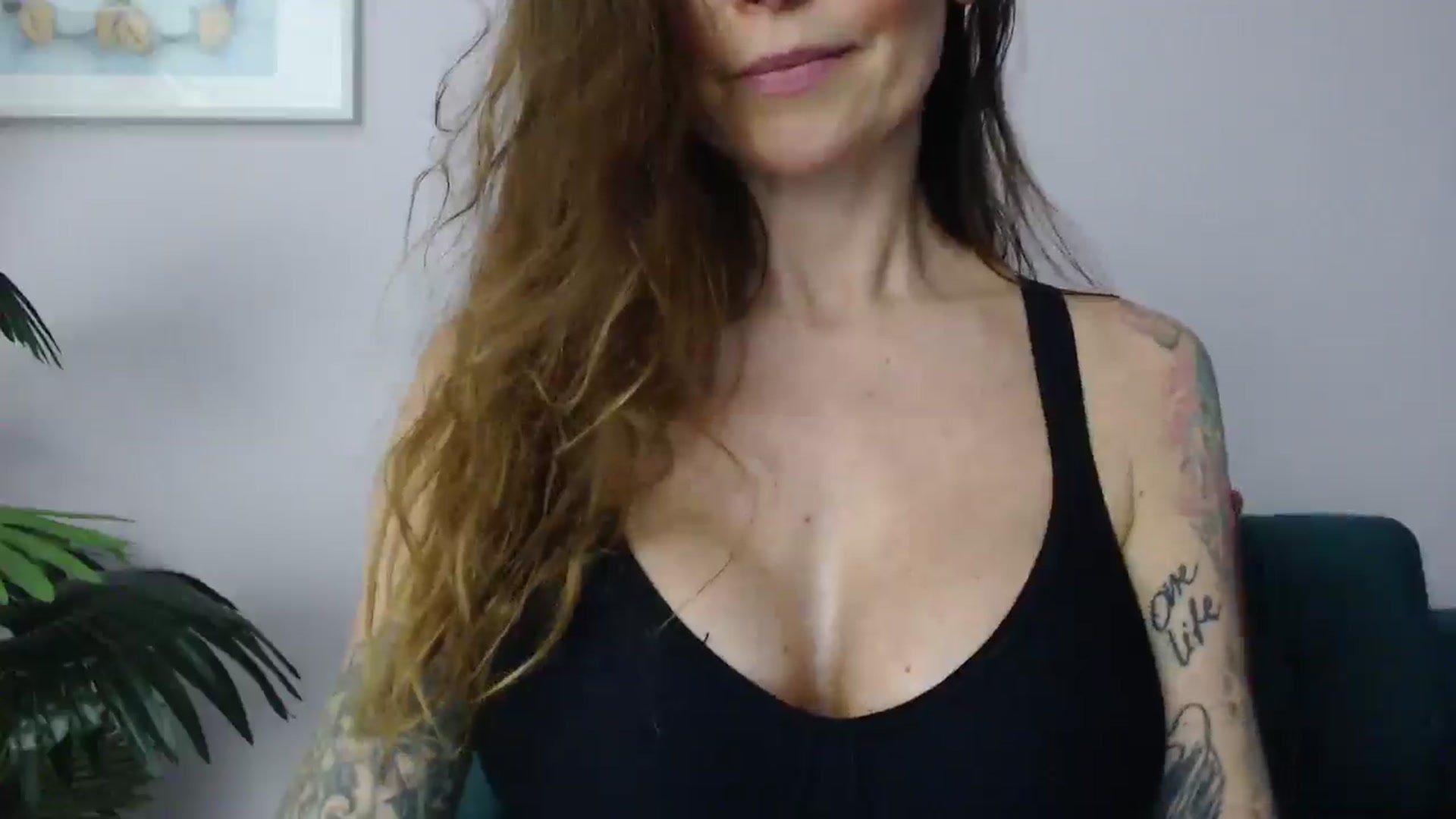 Gallery image thumbnail from Delilah_sweet's myfreecams stream on, 05/20/2025, 18:08 image 6 of 20