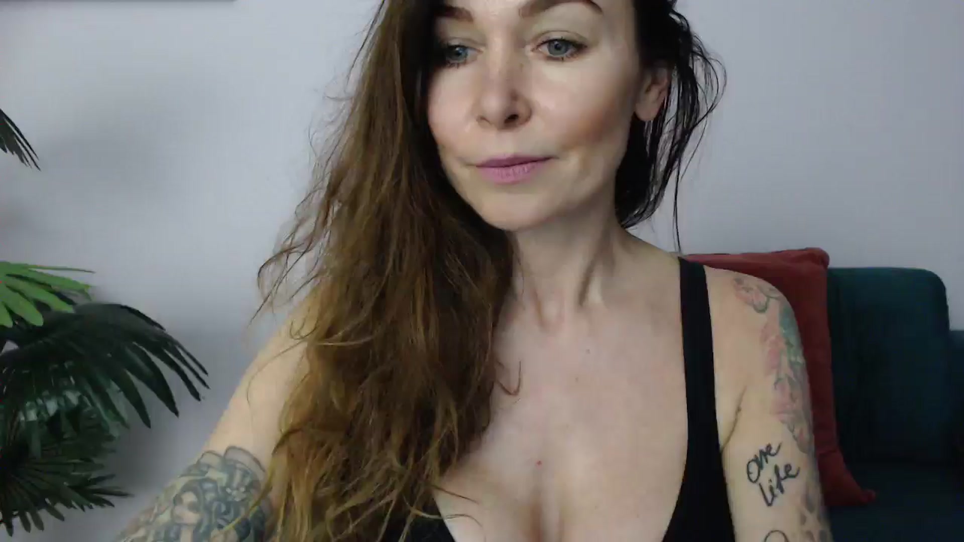 Gallery image thumbnail from Delilah_sweet's myfreecams stream on, 05/20/2025, 18:08 image 20 of 20