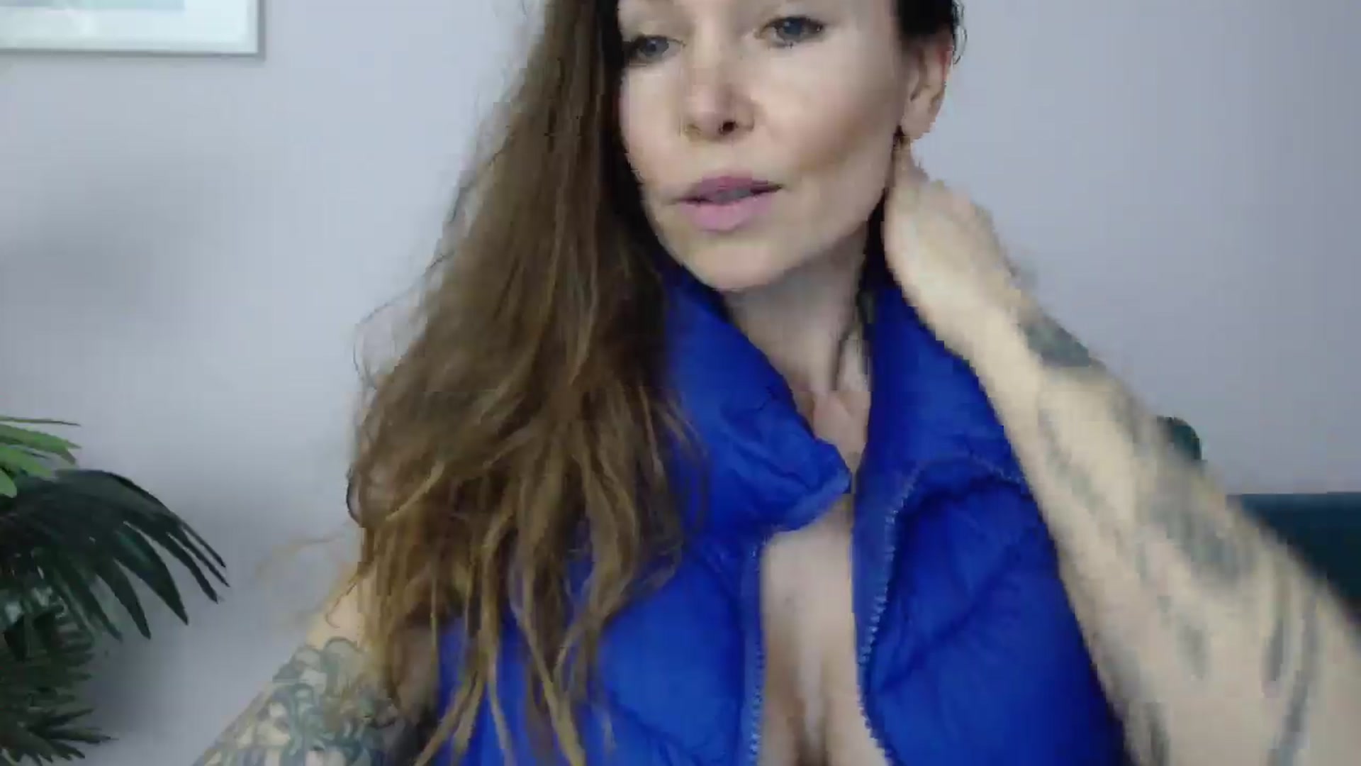 Gallery image thumbnail from Delilah_sweet's myfreecams stream on, 05/21/2025, 16:24 image 10 of 20