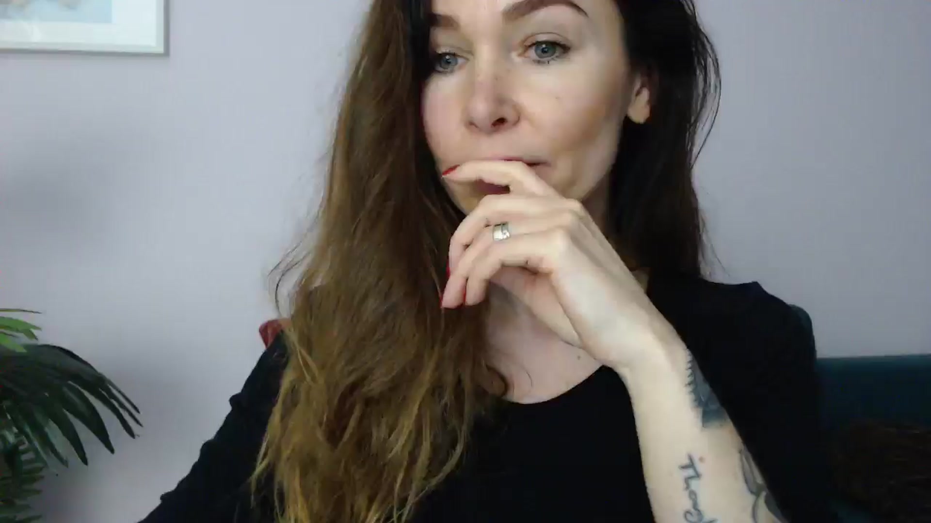Gallery image thumbnail from Delilah_sweet's myfreecams stream on, 05/21/2025, 17:24 image 12 of 20