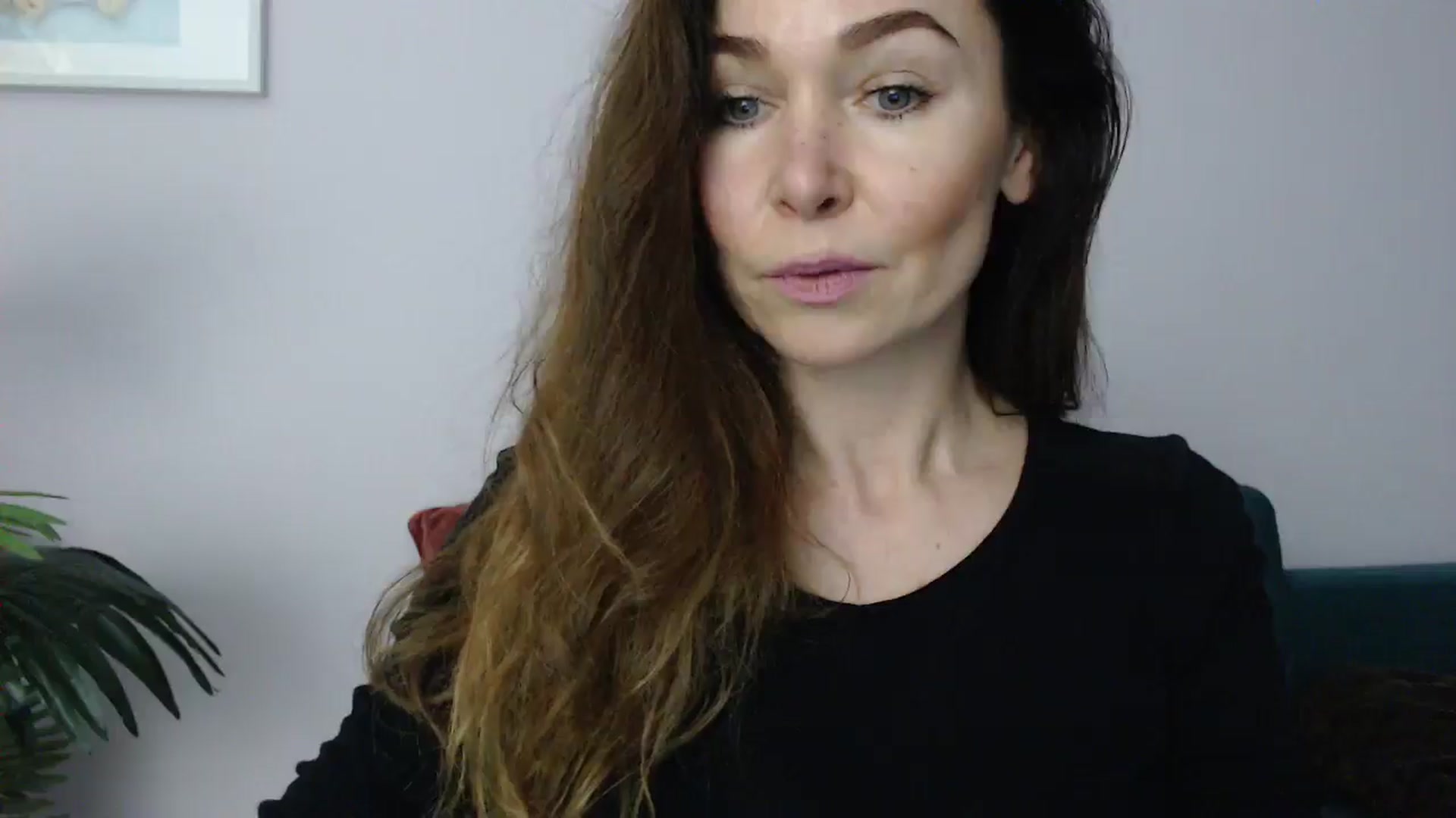Gallery image thumbnail from Delilah_sweet's myfreecams stream on, 05/21/2025, 17:24 image 7 of 20
