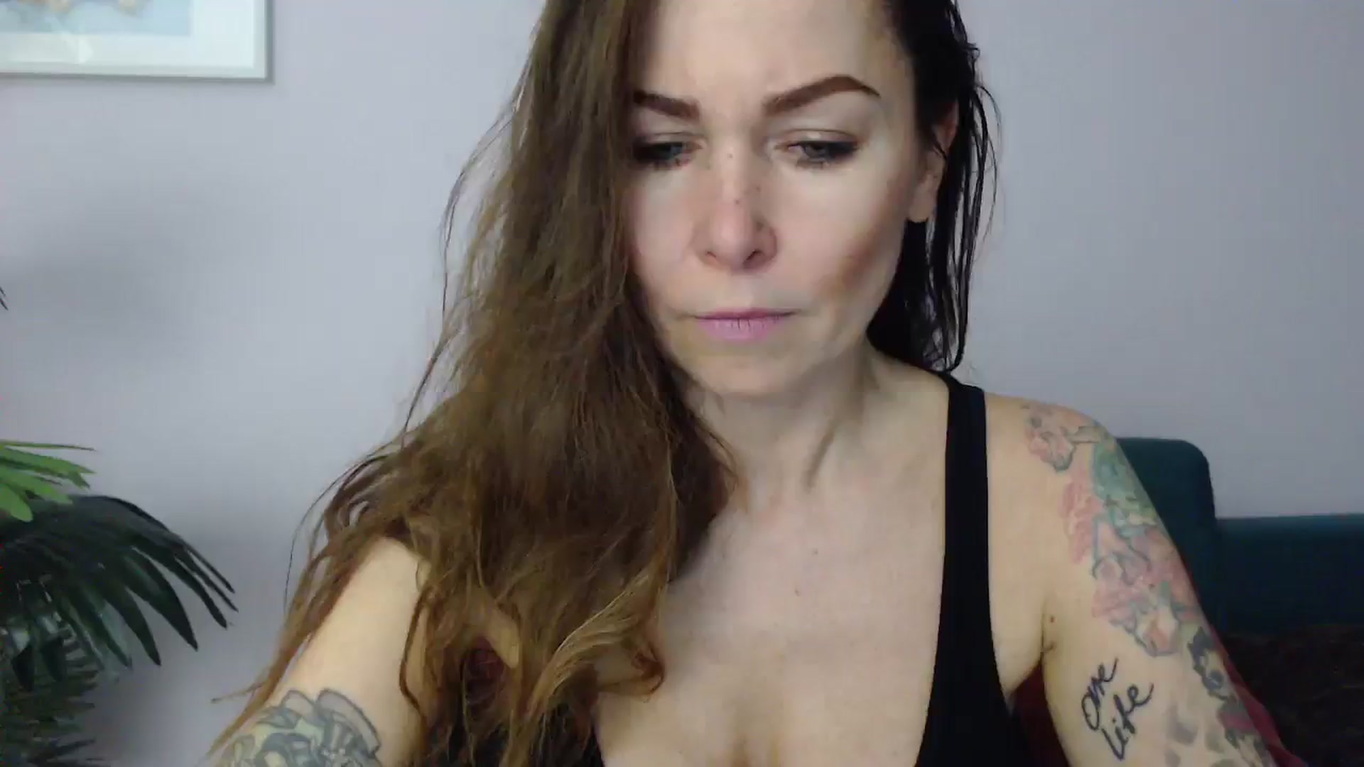 Gallery image thumbnail from Delilah_sweet's myfreecams stream on, 05/26/2025, 16:20 image 3 of 20