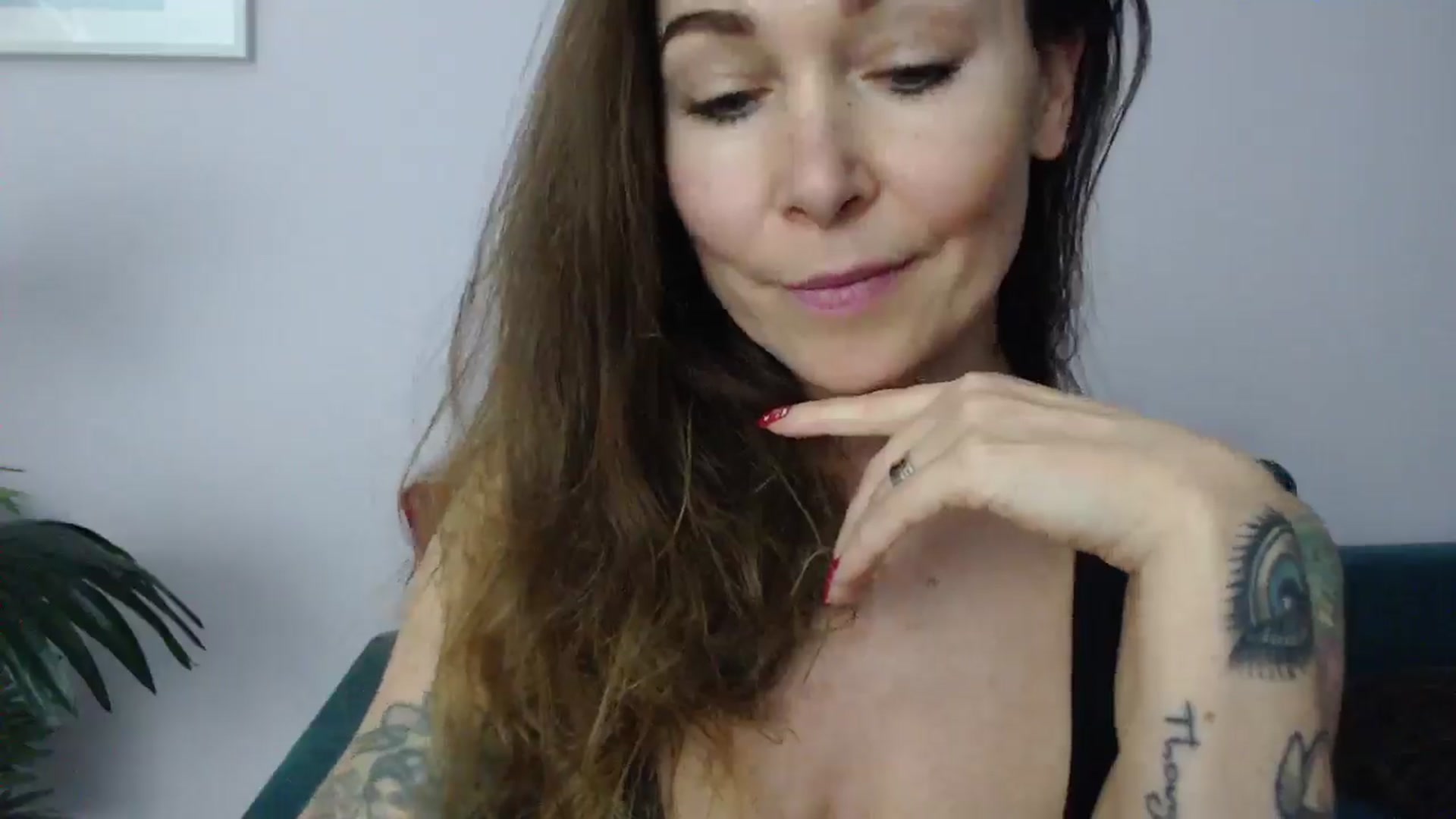 Gallery image thumbnail from Delilah_sweet's myfreecams stream on, 05/27/2025, 18:30 image 4 of 20