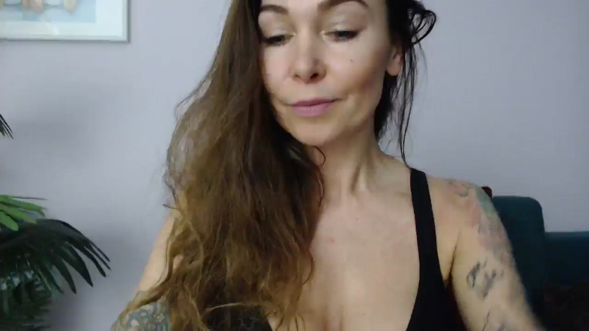 Gallery image thumbnail from Delilah_sweet's myfreecams stream on, 05/28/2025, 16:53 image 6 of 20