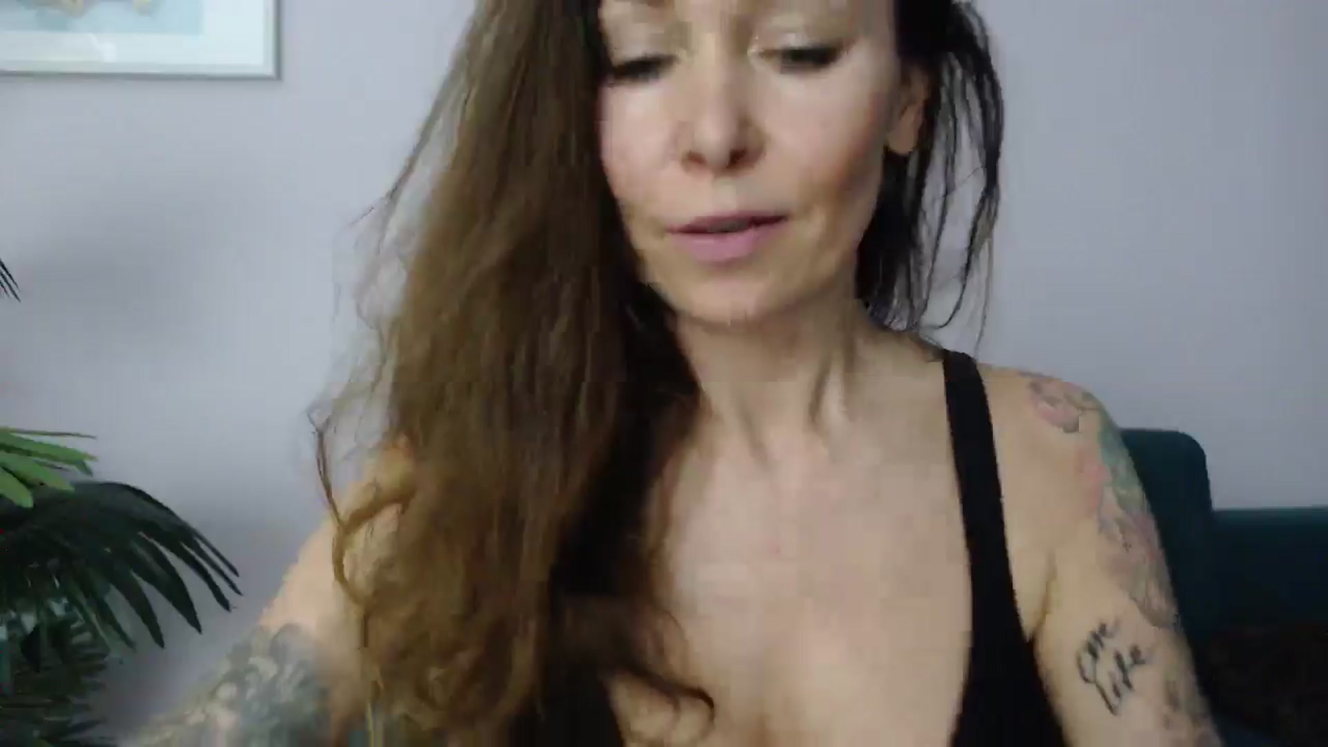 Gallery image thumbnail from Delilah_sweet's myfreecams stream on, 05/28/2025, 16:53 image 7 of 20