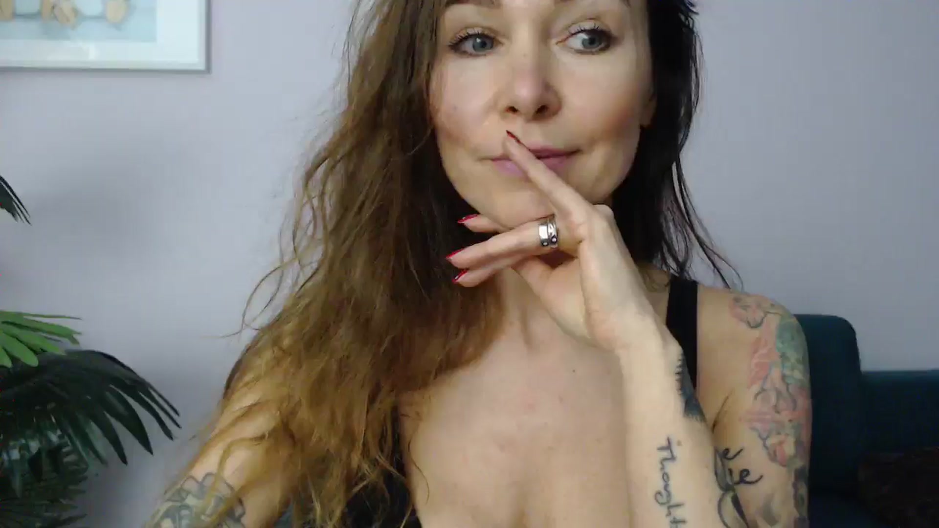 Gallery image thumbnail from Delilah_sweet's myfreecams stream on, 05/29/2025, 15:23 image 17 of 20