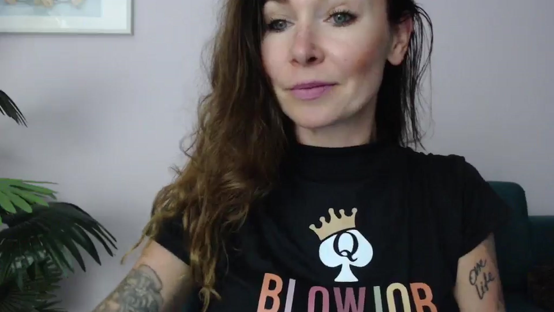 Gallery image thumbnail from Delilah_sweet's myfreecams stream on, 06/09/2025, 17:04 image 3 of 20