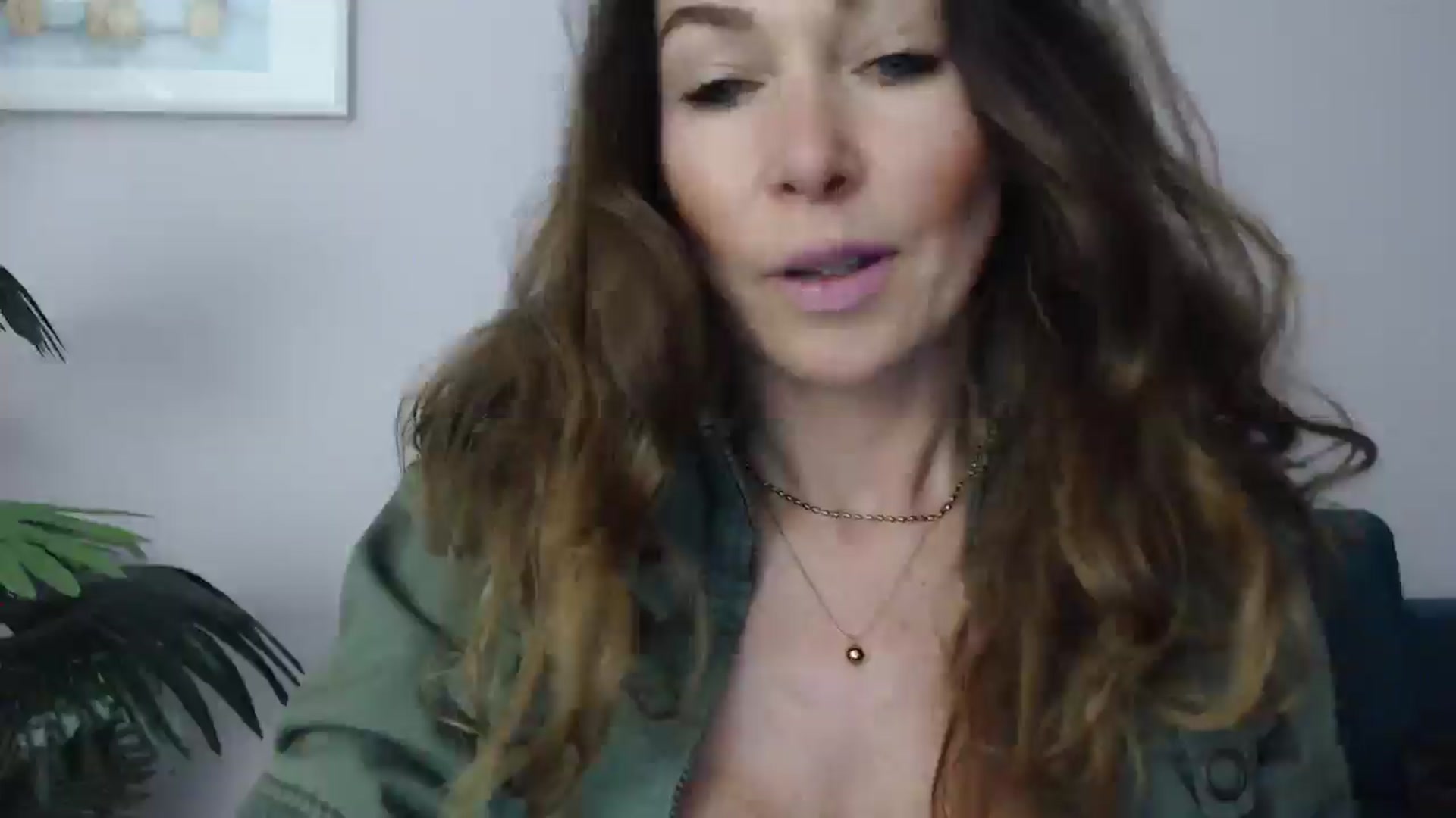 Gallery image thumbnail from Delilah_sweet's myfreecams stream on, 06/10/2025, 15:32 image 16 of 20