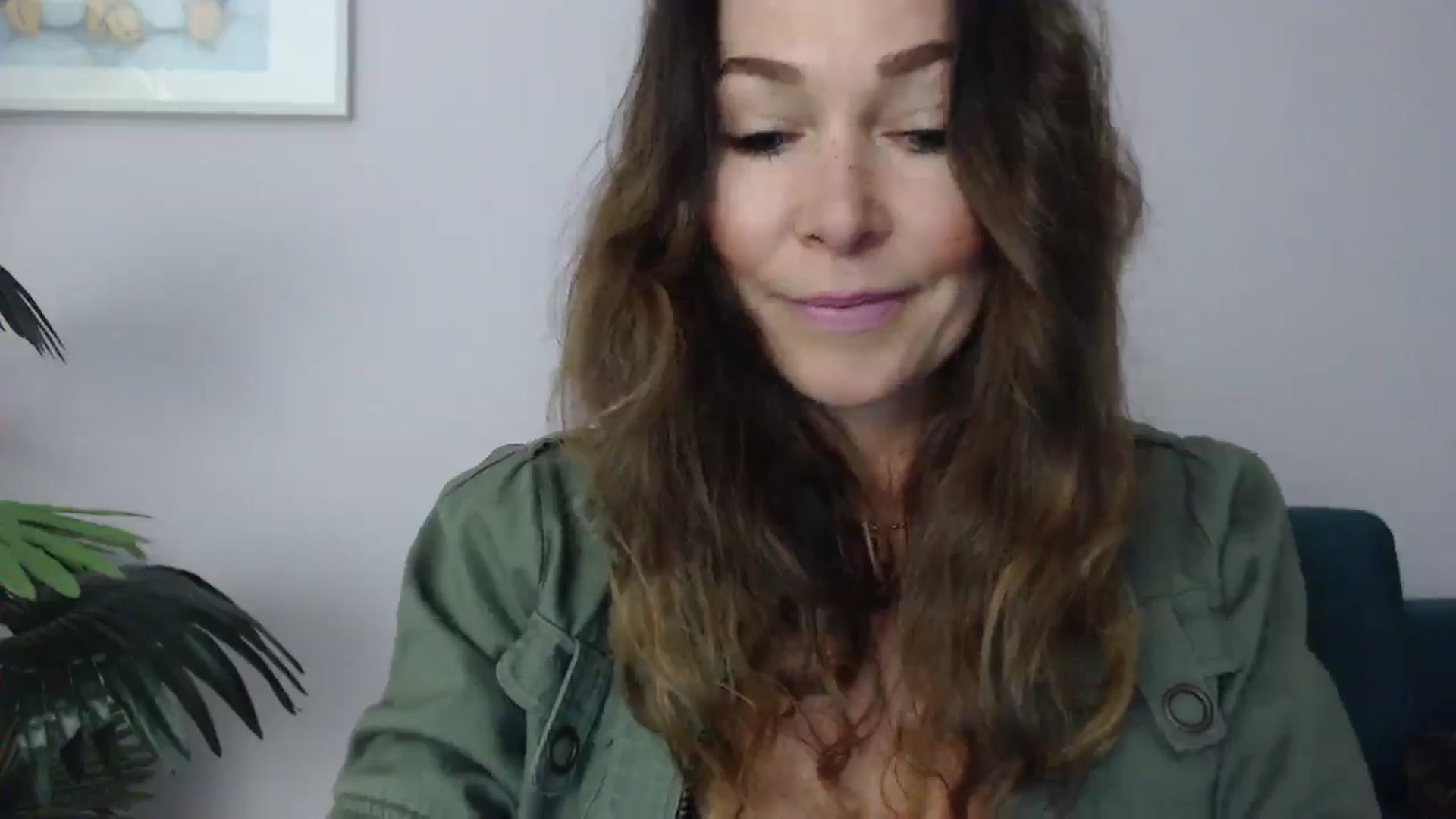 Gallery image thumbnail from Delilah_sweet's myfreecams stream on, 06/10/2025, 15:32 image 14 of 20