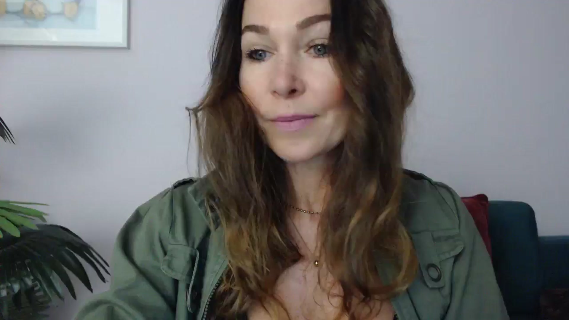 Gallery image thumbnail from Delilah_sweet's myfreecams stream on, 06/10/2025, 15:32 image 1 of 20