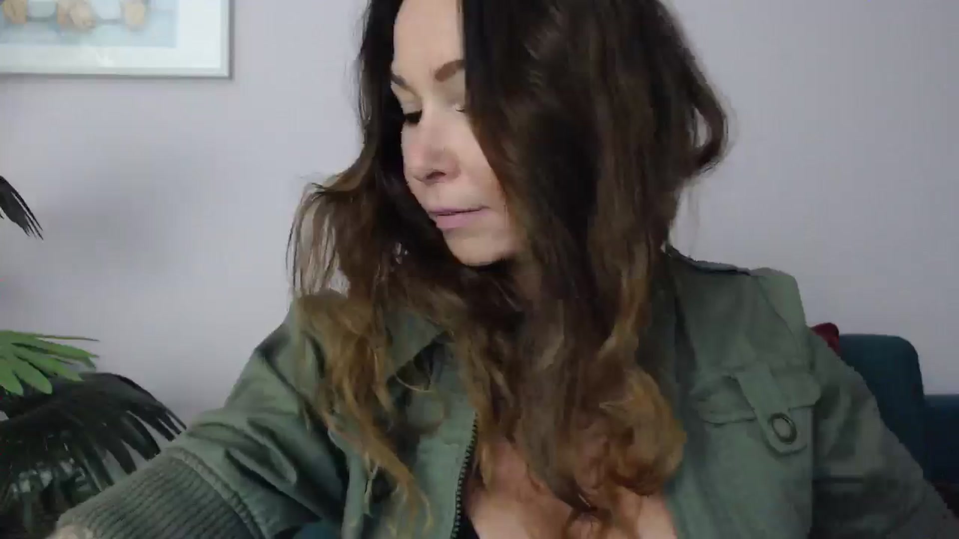 Gallery image thumbnail from Delilah_sweet's myfreecams stream on, 06/10/2025, 15:32 image 11 of 20