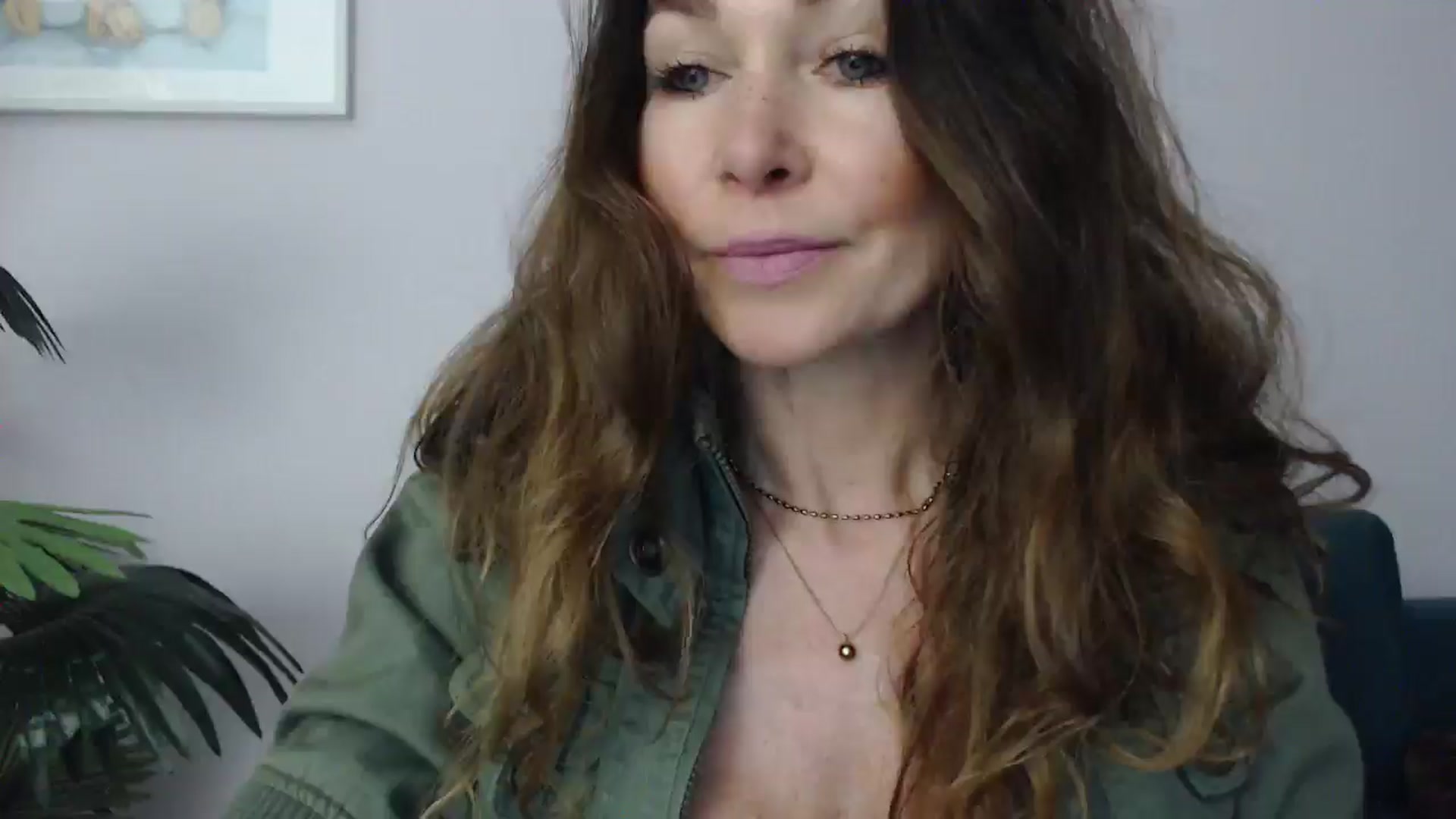 Gallery image thumbnail from Delilah_sweet's myfreecams stream on, 06/10/2025, 15:32 image 17 of 20