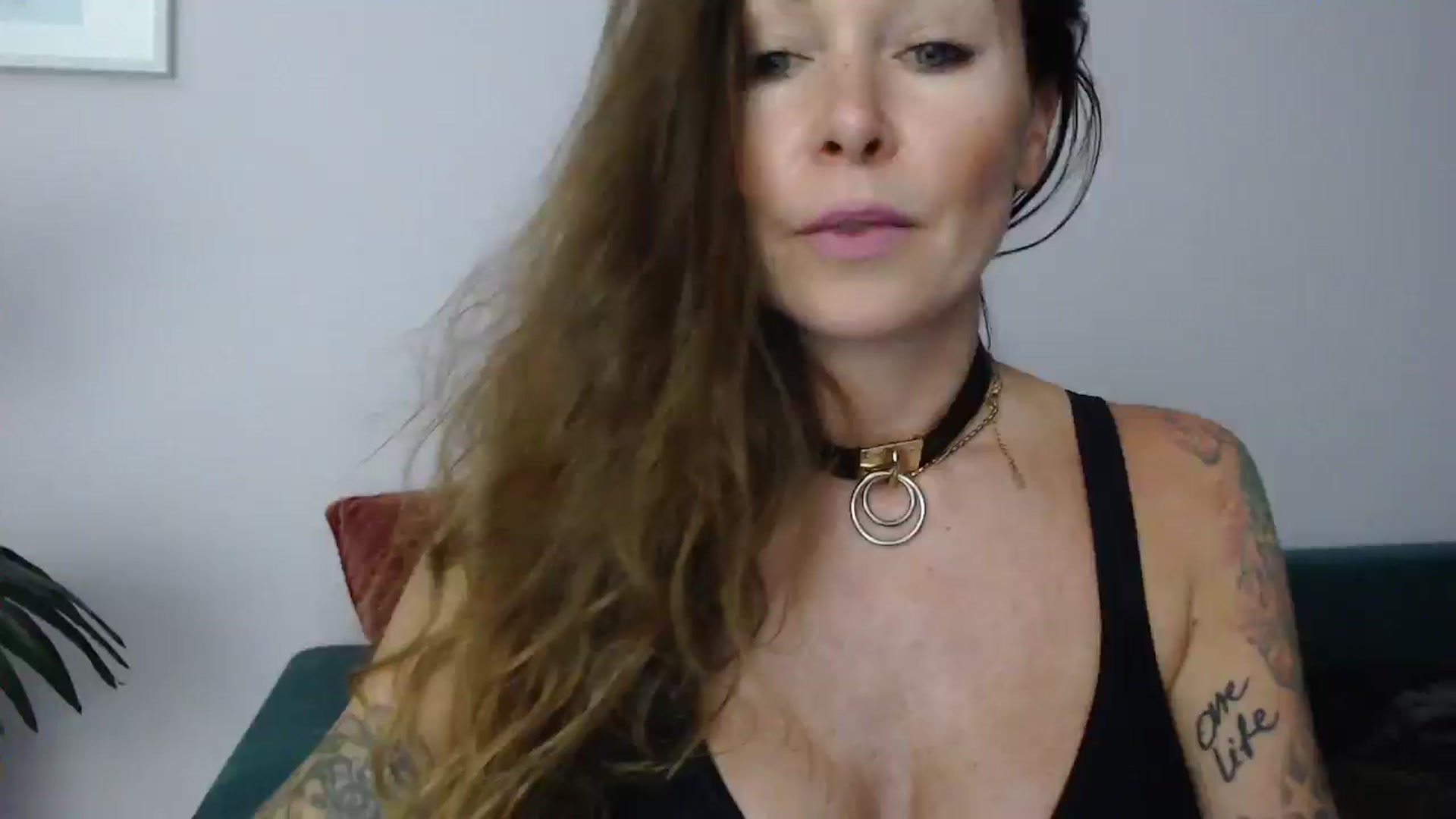 Gallery image thumbnail from Delilah_sweet's myfreecams stream on, 06/10/2025, 18:38 image 1 of 20
