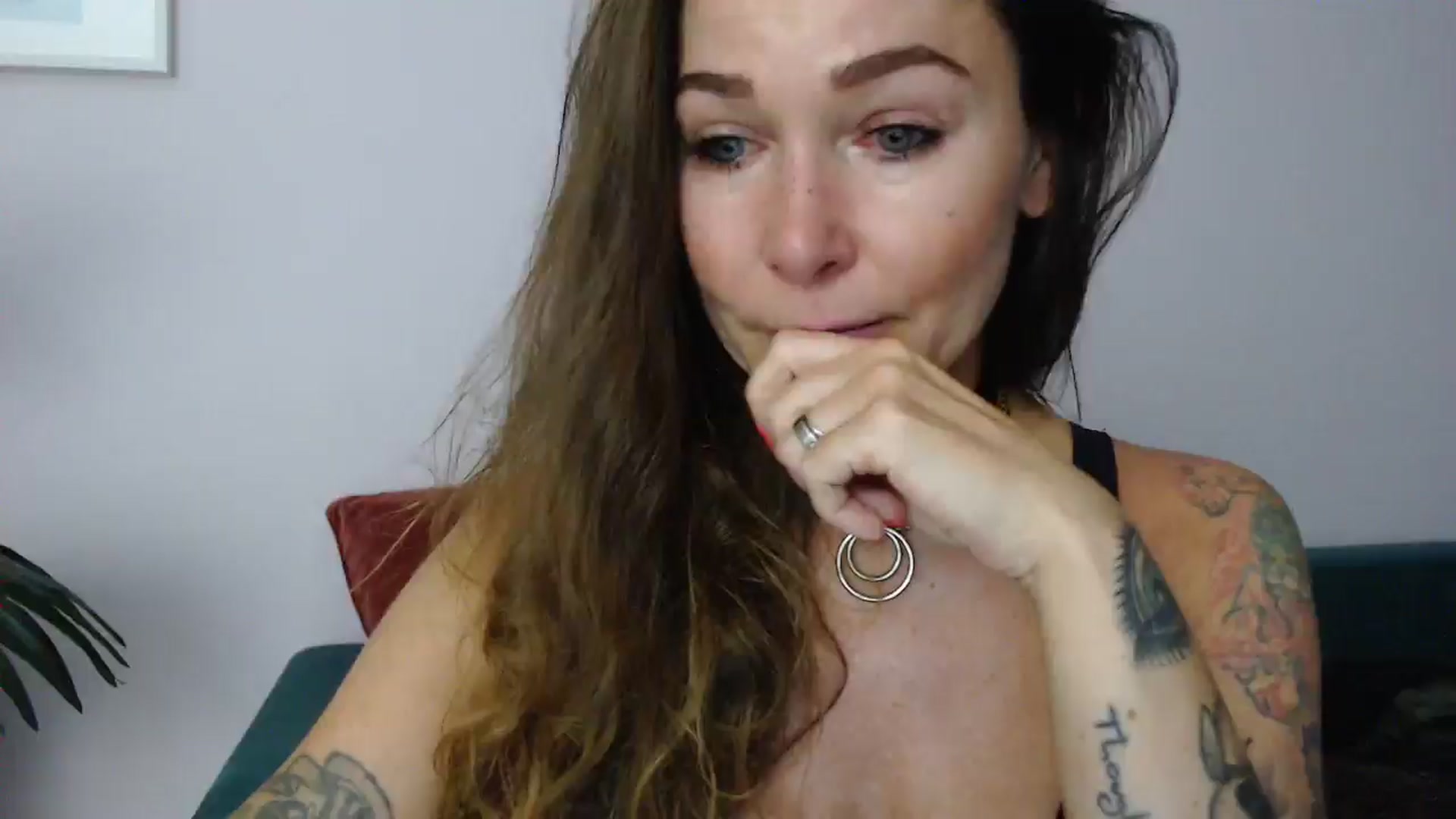 Gallery image thumbnail from Delilah_sweet's myfreecams stream on, 06/10/2025, 18:38 image 14 of 20