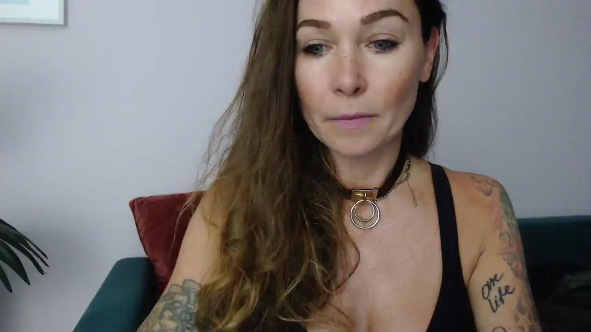 Gallery image thumbnail from Delilah_sweet's myfreecams stream on, 06/10/2025, 18:38 image 17 of 20