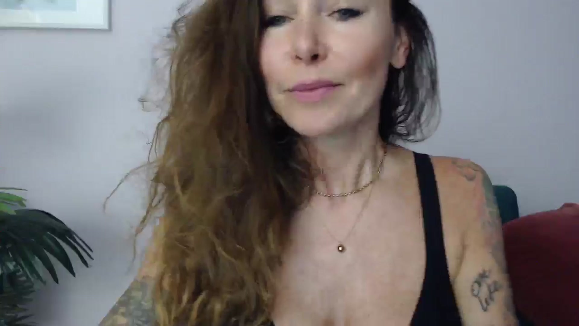Gallery image thumbnail from Delilah_sweet's myfreecams stream on, 06/12/2025, 15:37 image 11 of 20