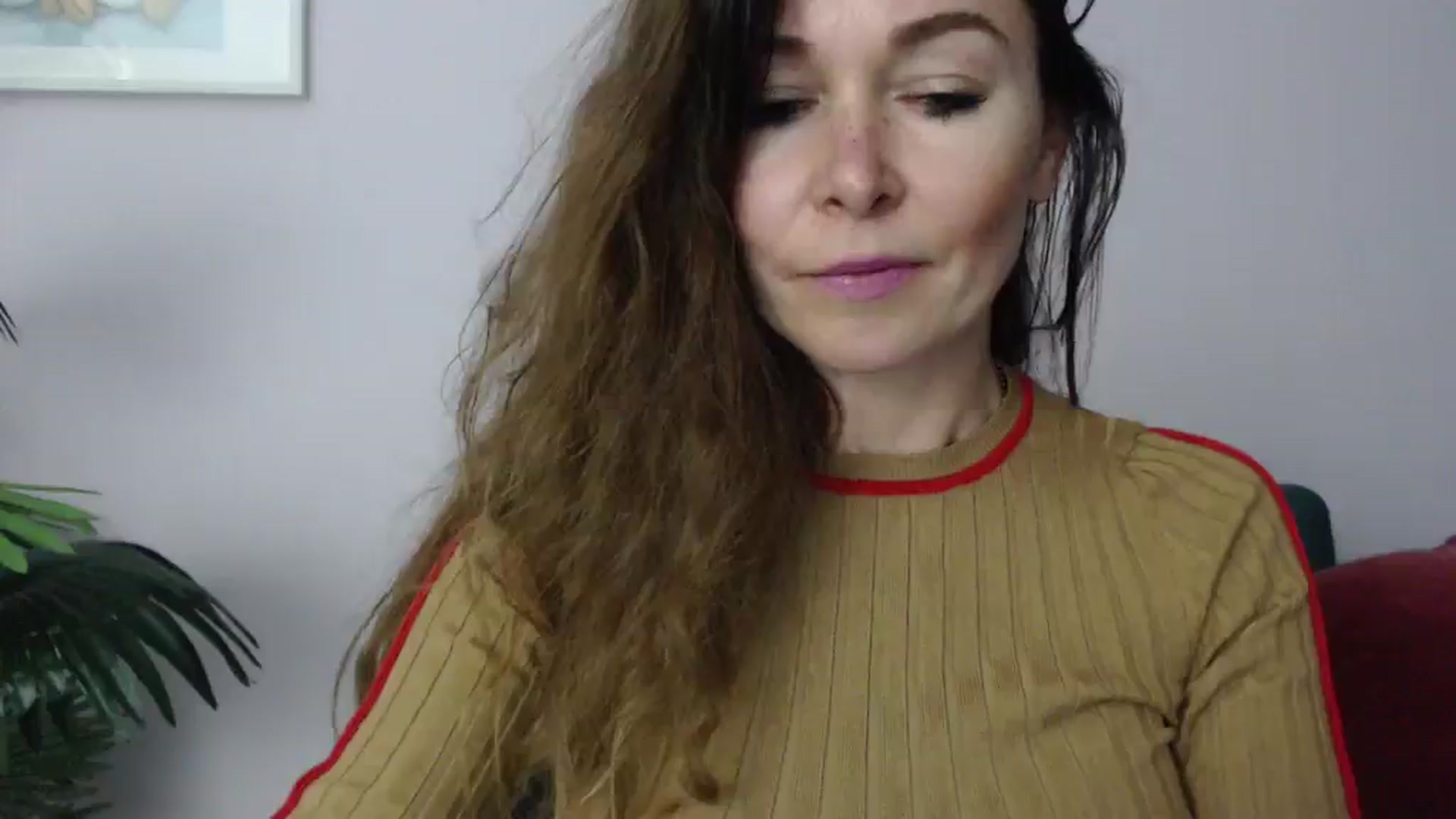 Gallery image thumbnail from Delilah_sweet's myfreecams stream on, 06/16/2025, 18:07 image 18 of 20