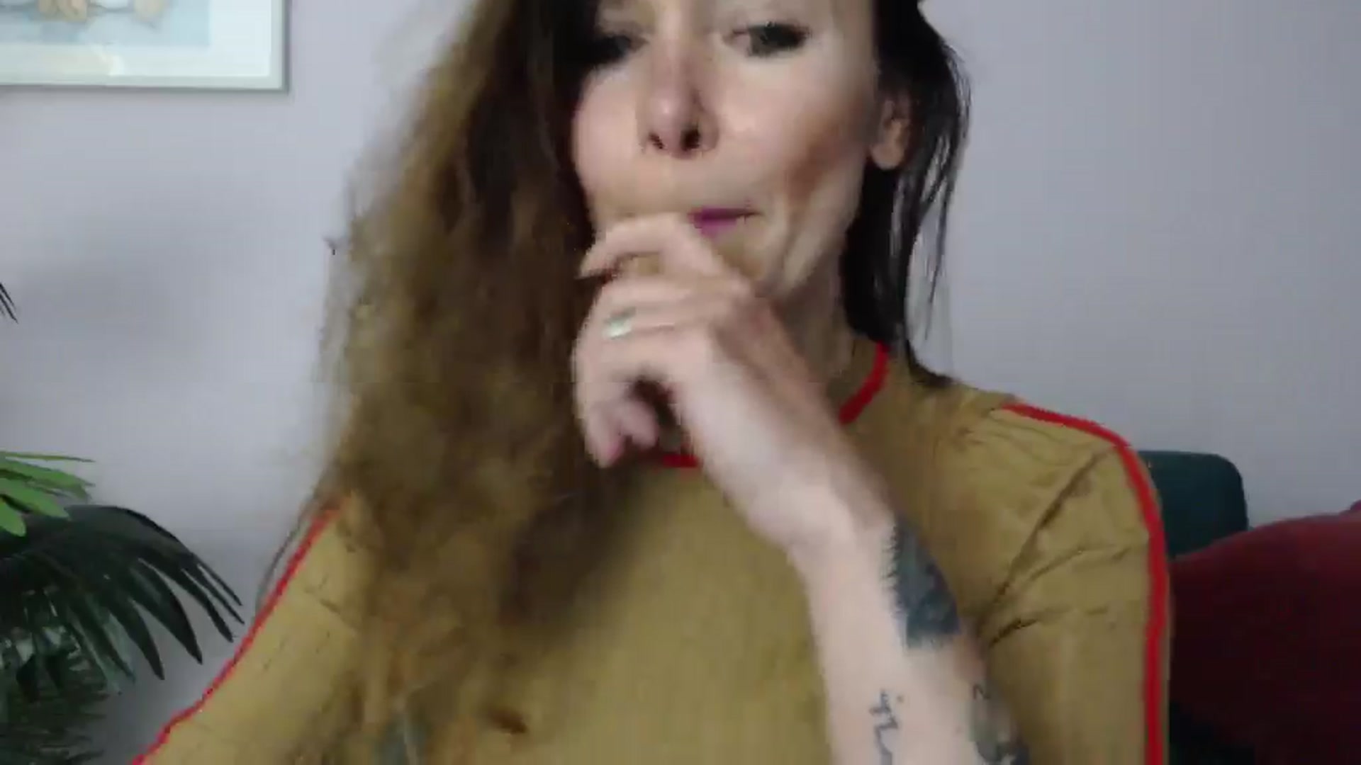 Gallery image thumbnail from Delilah_sweet's myfreecams stream on, 06/16/2025, 18:07 image 19 of 20
