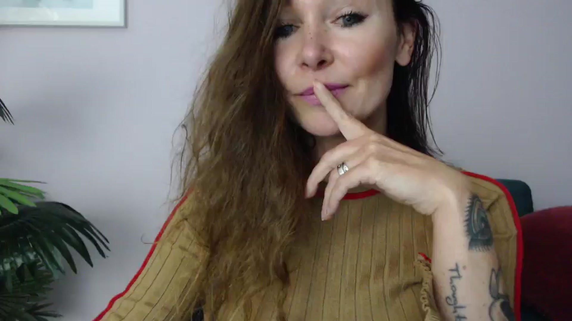 Gallery image thumbnail from Delilah_sweet's myfreecams stream on, 06/16/2025, 18:07 image 9 of 20