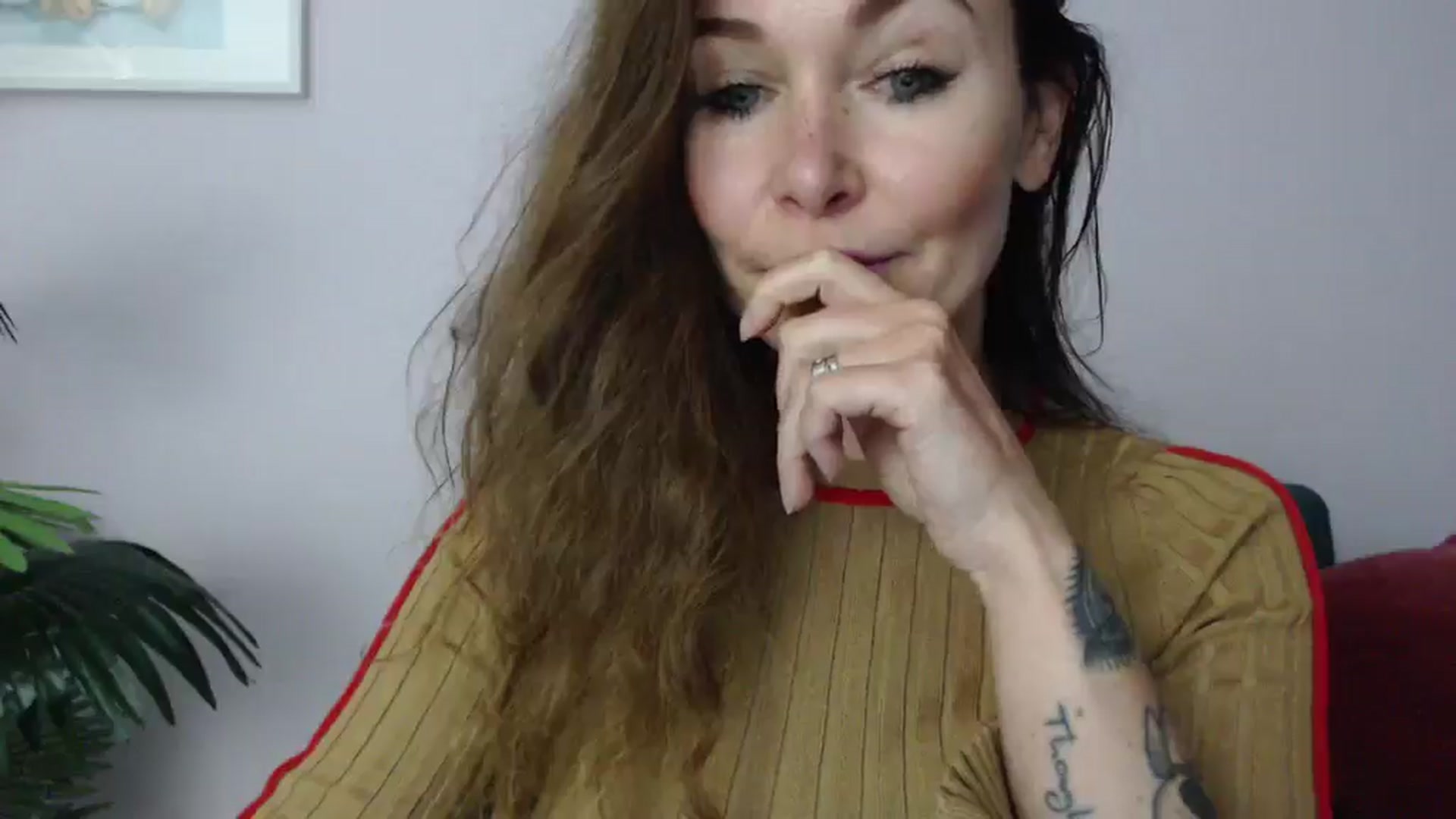 Gallery image thumbnail from Delilah_sweet's myfreecams stream on, 06/16/2025, 18:07 image 14 of 20