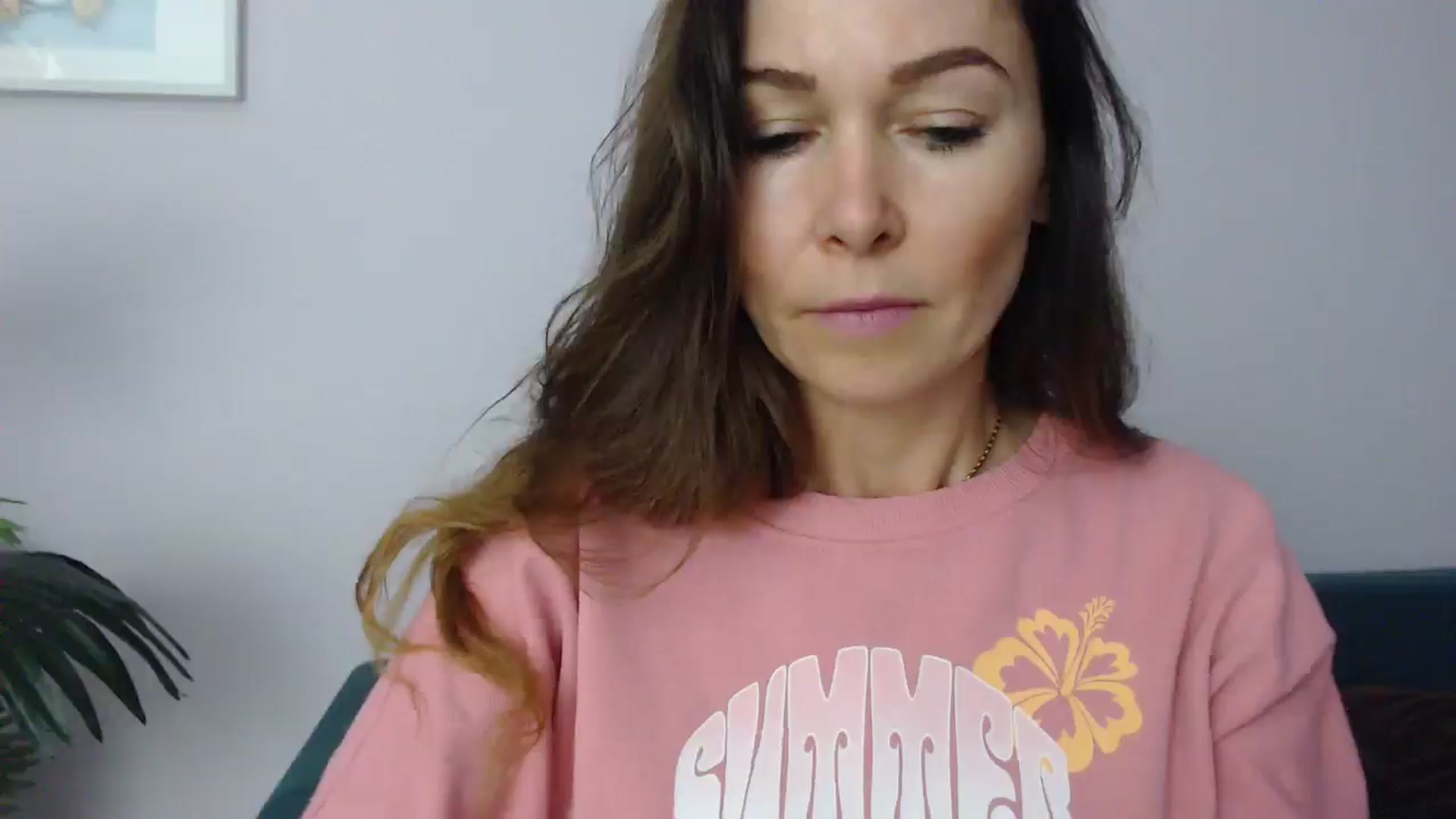 Gallery image thumbnail from Delilah_sweet's myfreecams stream on, 06/17/2025, 15:51 image 9 of 20